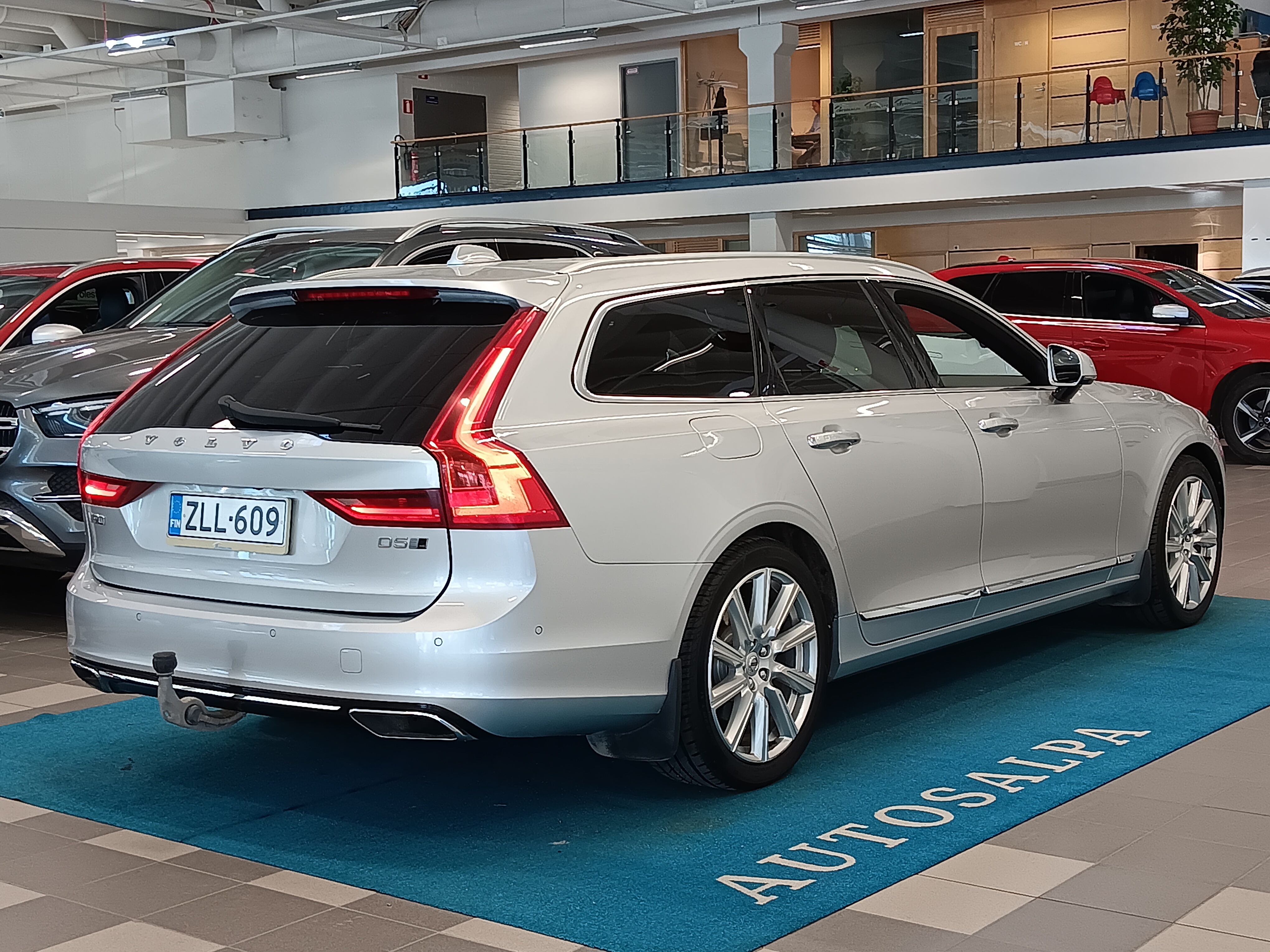 VOLVO V90 2017