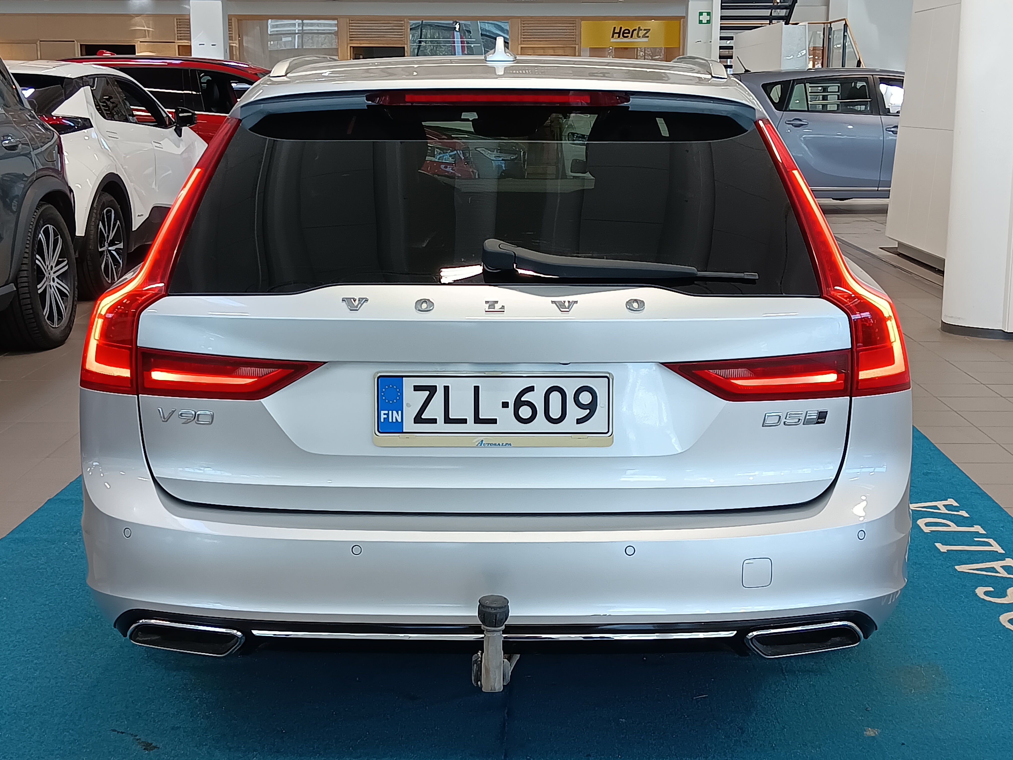 VOLVO V90 2017