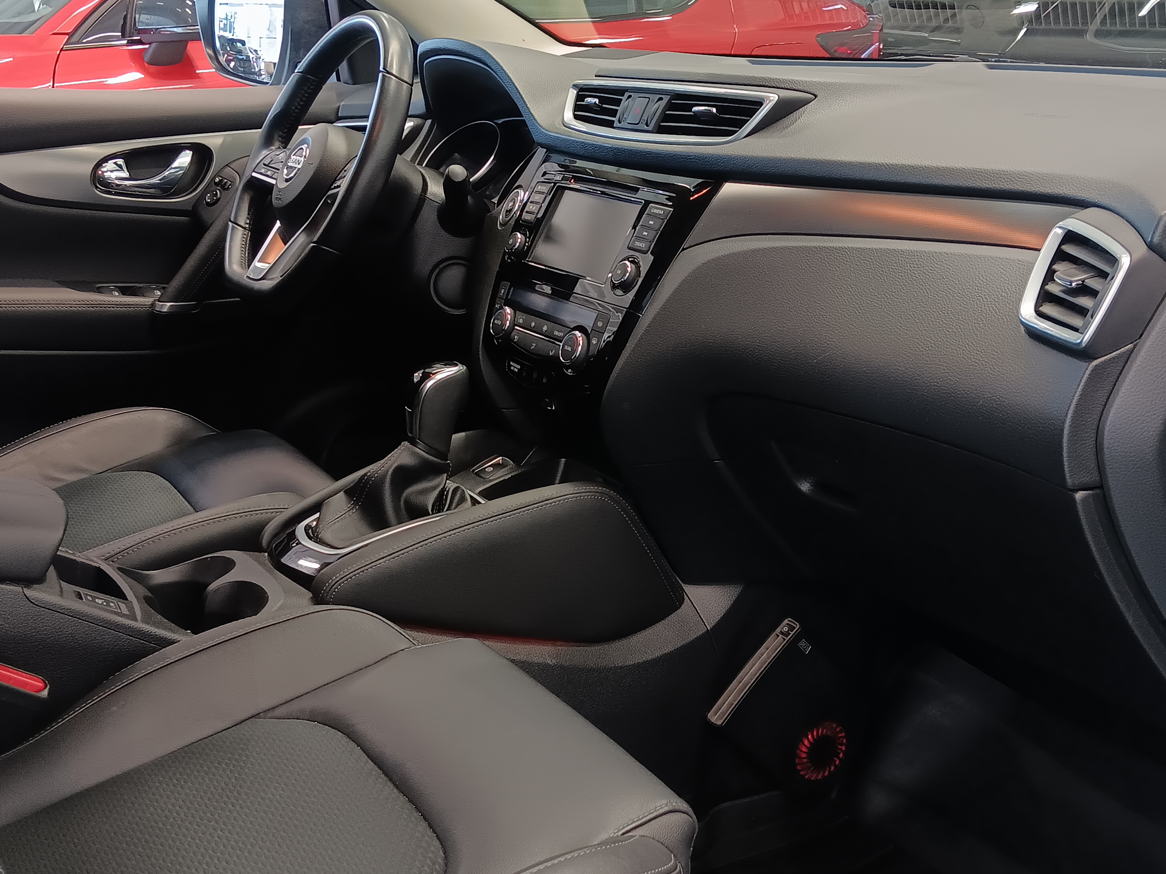 NISSAN Qashqai 2019