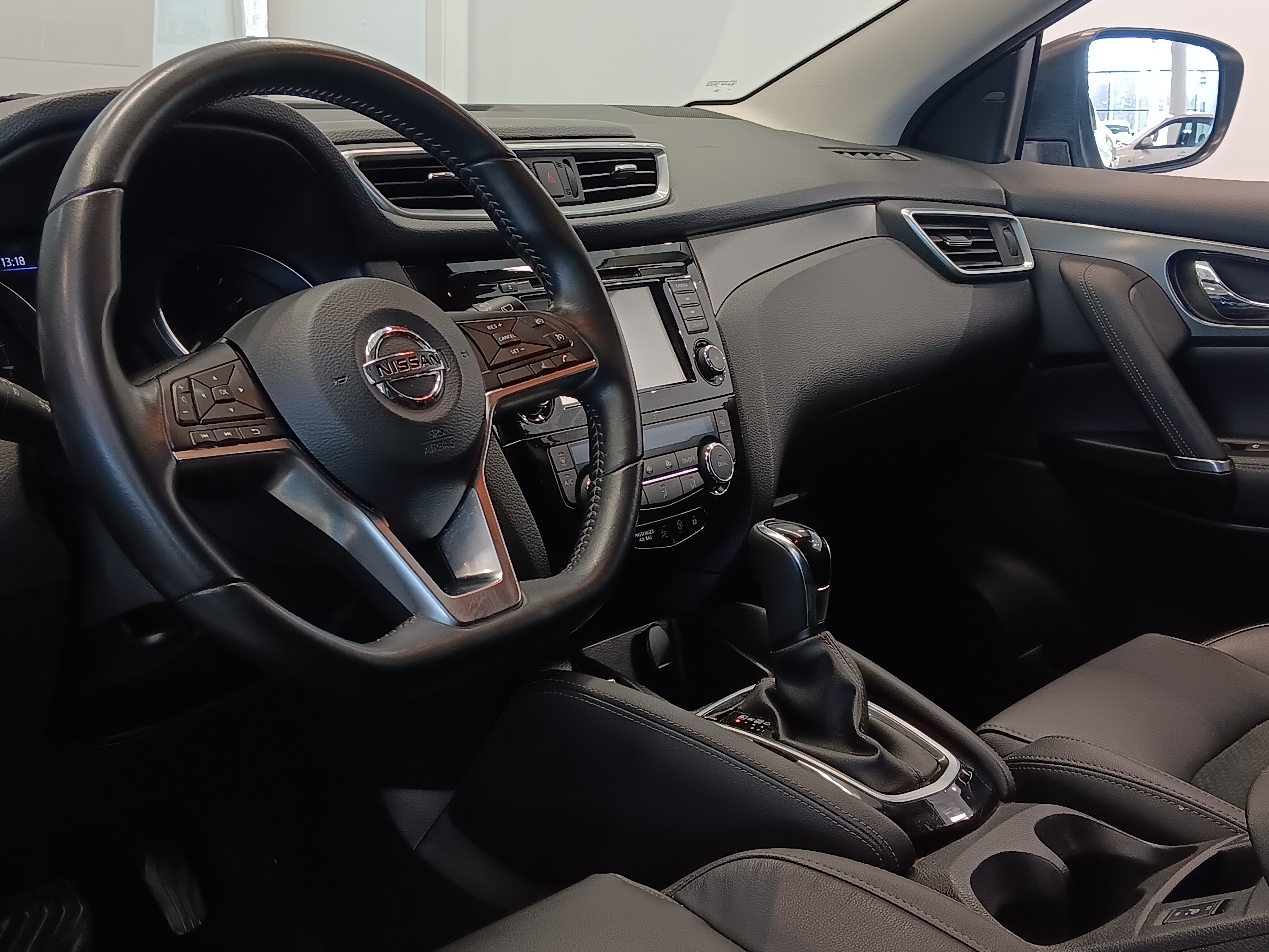 NISSAN Qashqai 2019