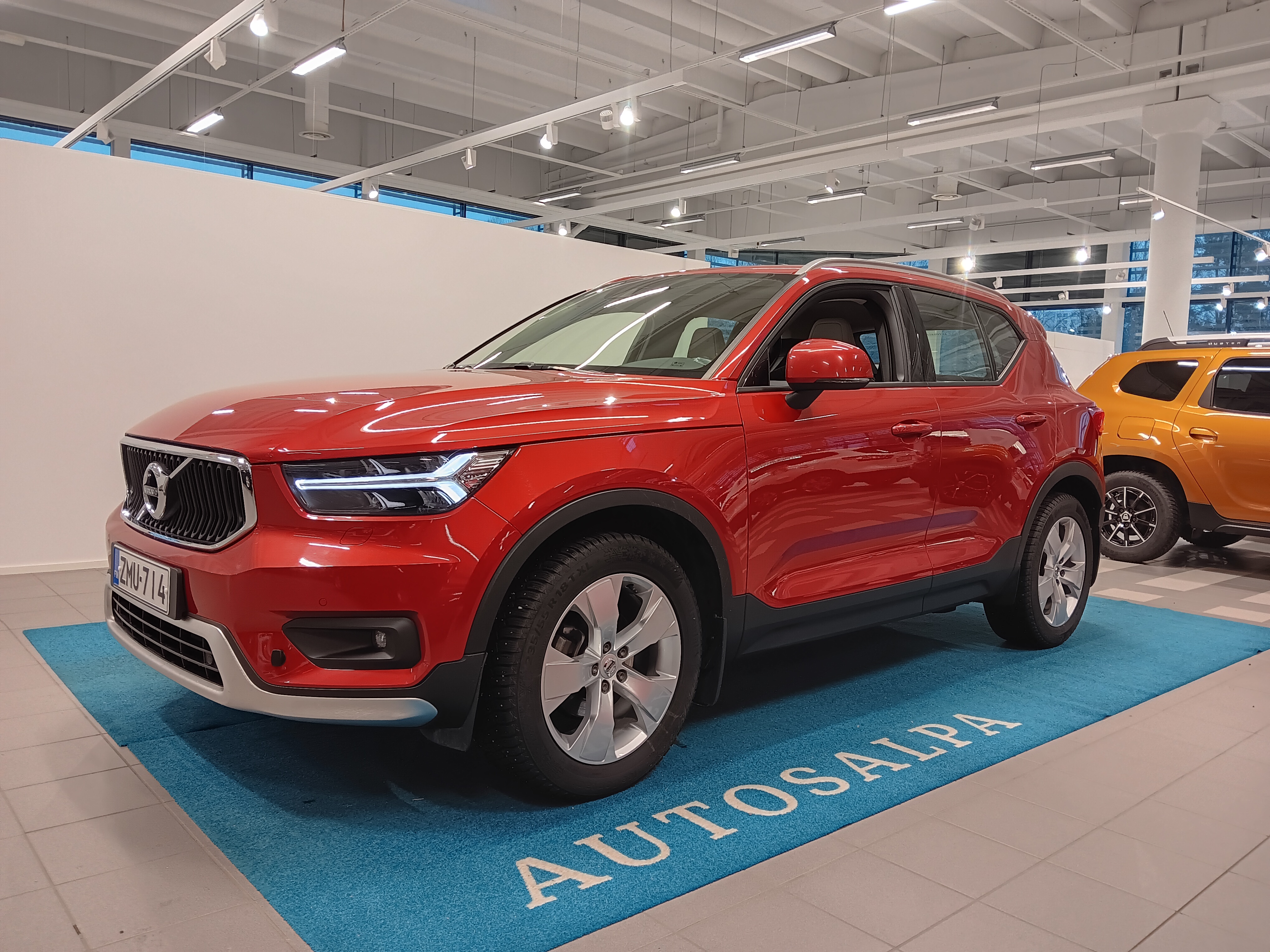 VOLVO XC40 2020