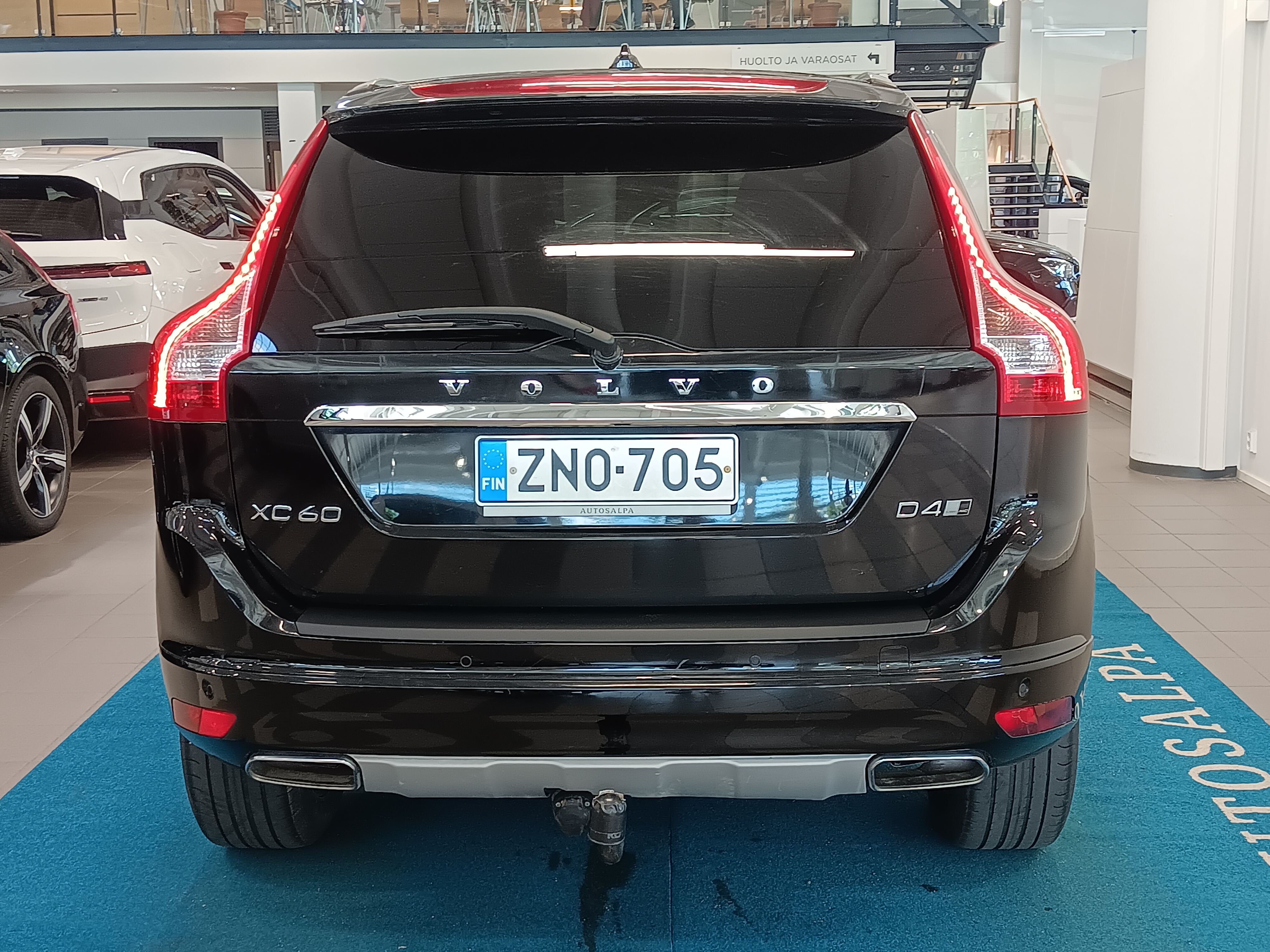 VOLVO XC60 2017