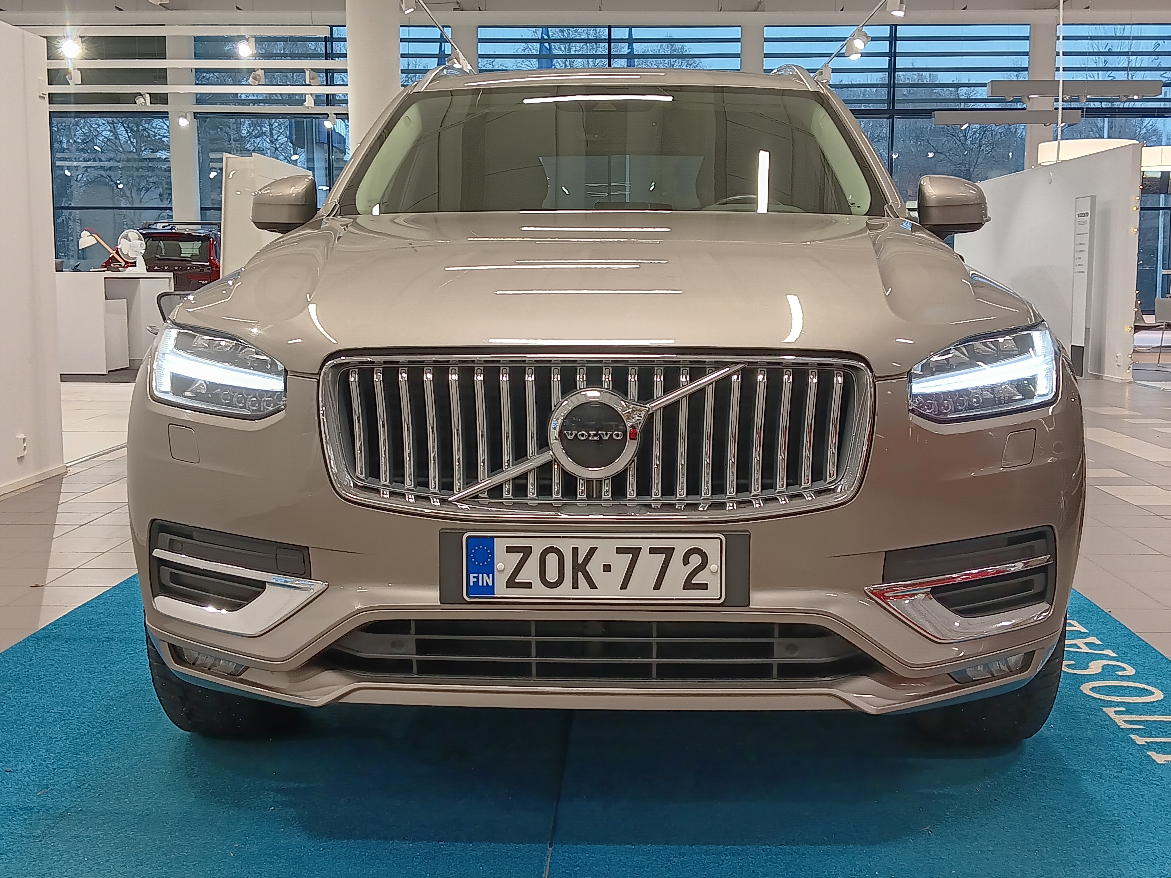 VOLVO XC90 2022