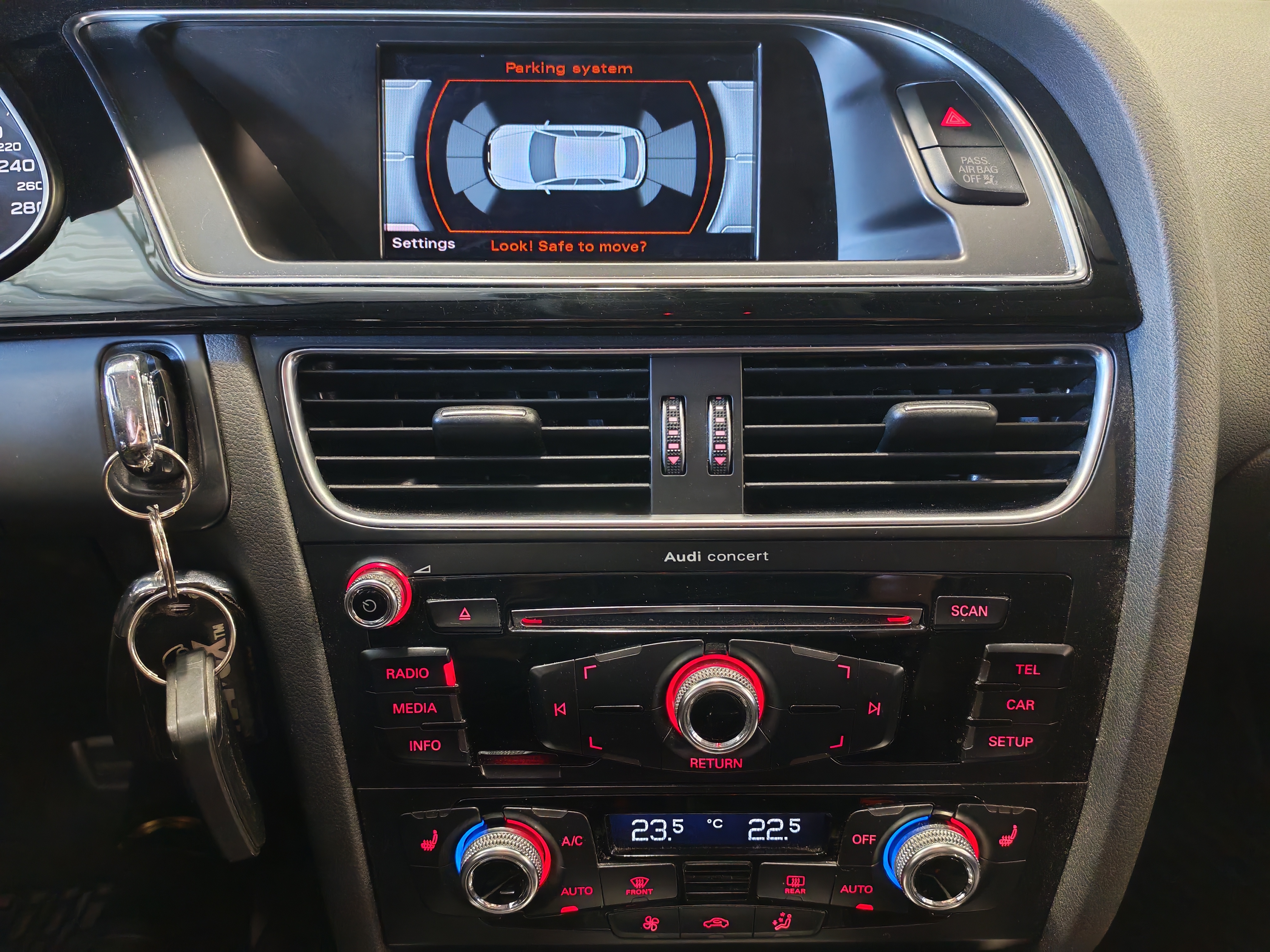 AUDI A4 allroad quattro 2015