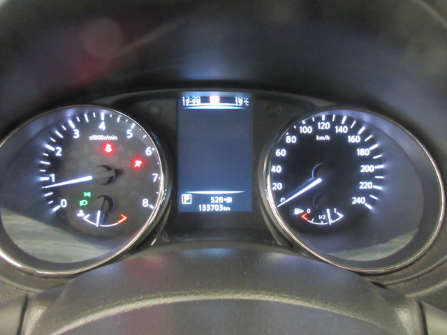 NISSAN Qashqai 2017