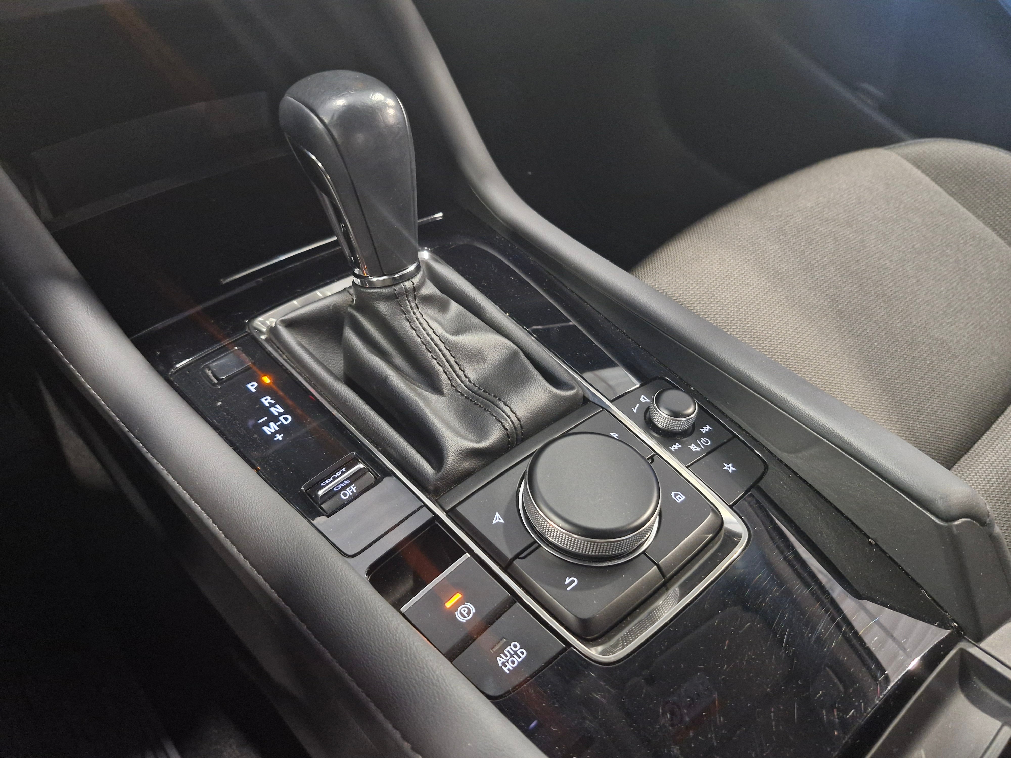 MAZDA Mazda3 2019