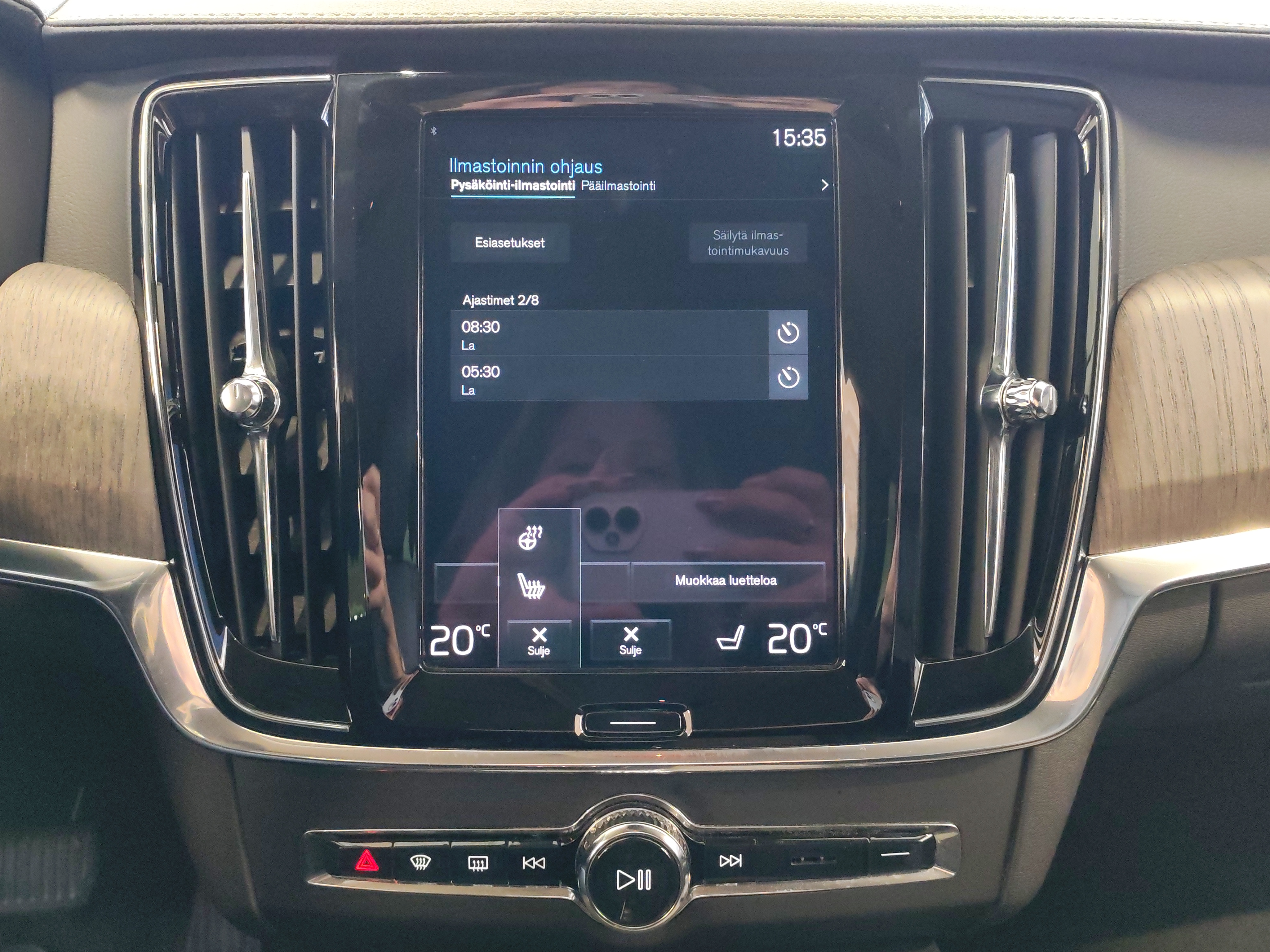 VOLVO V90 2021