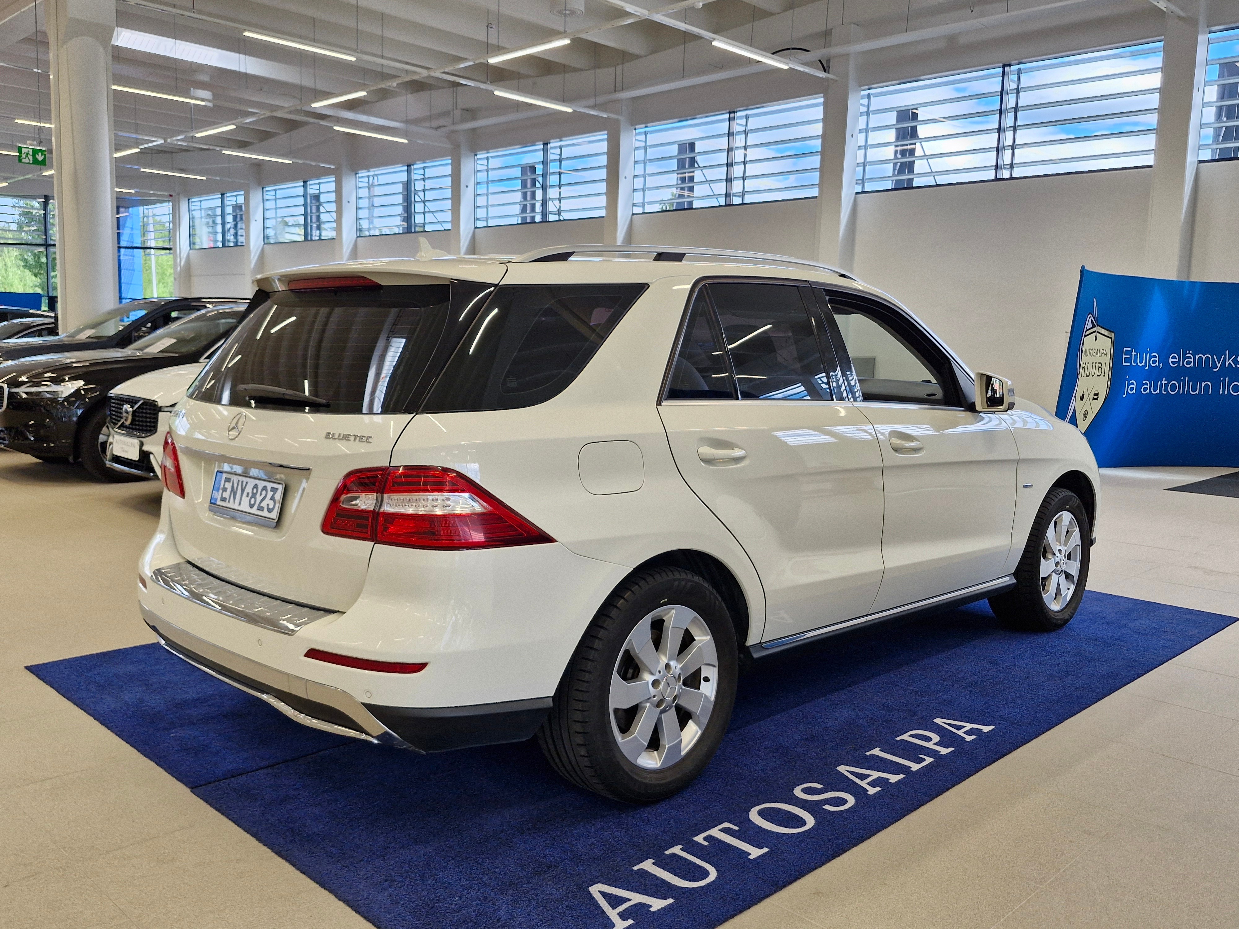 MERCEDES-BENZ ML 2012