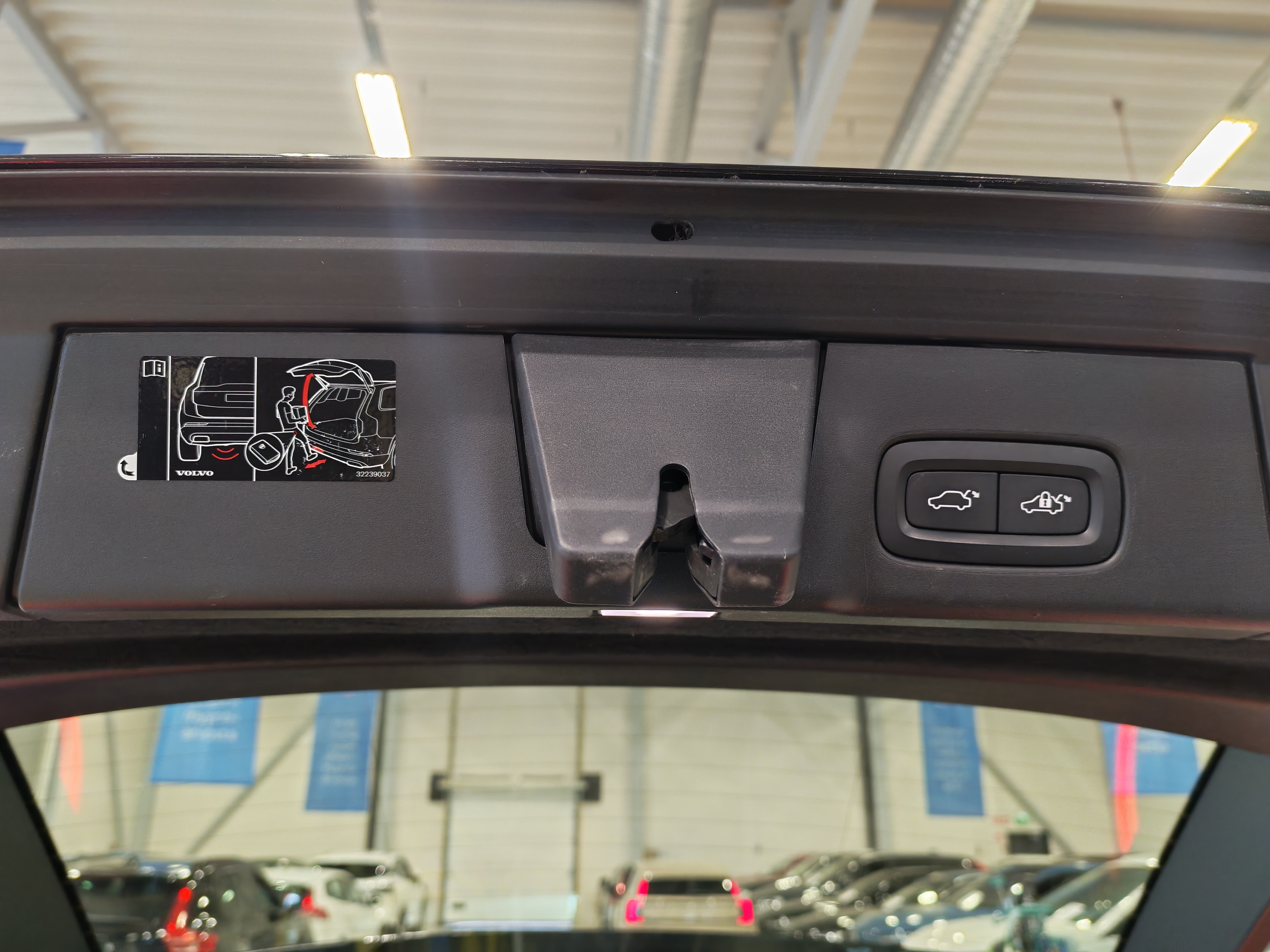 VOLVO V90 2020