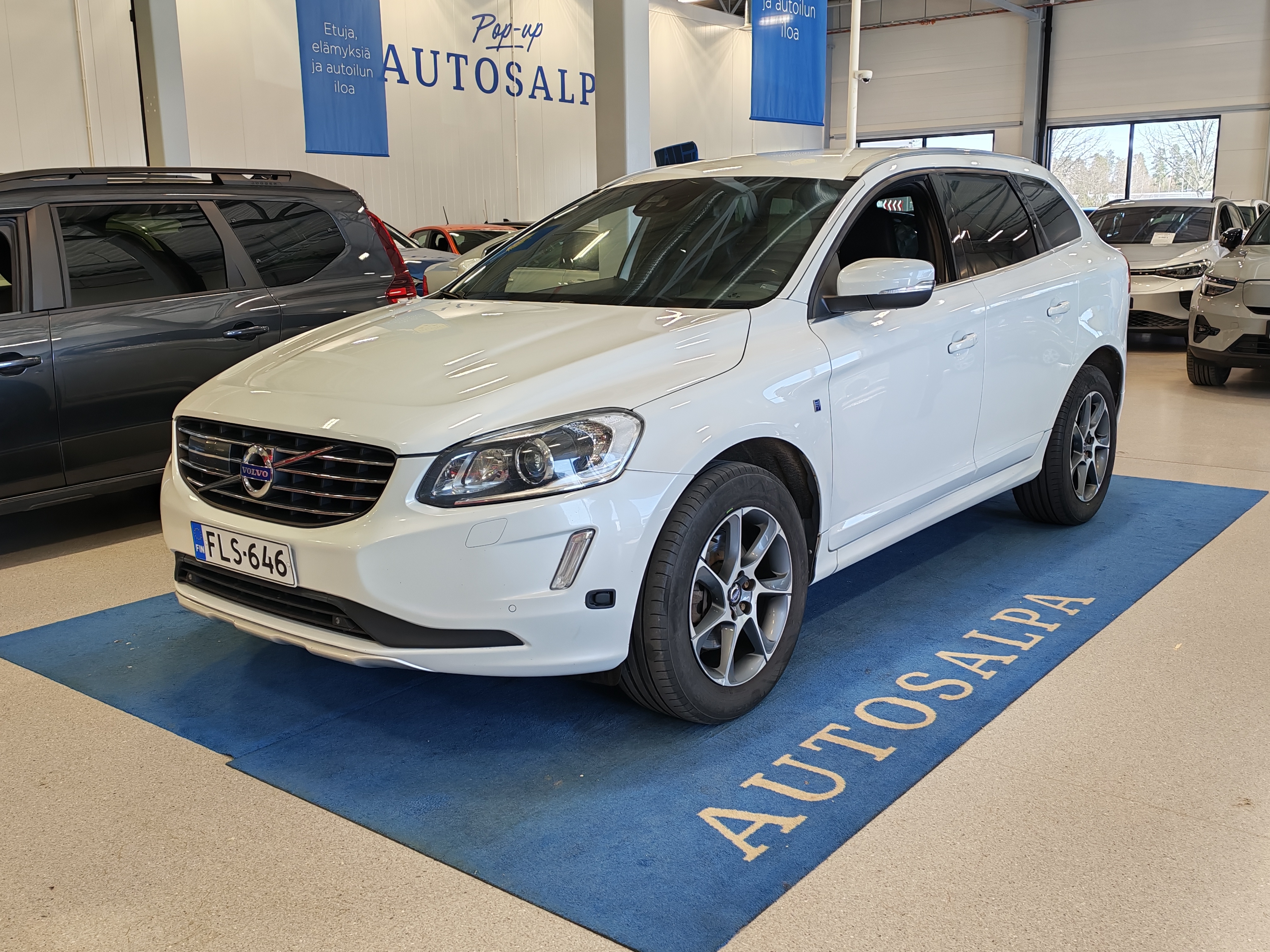 VOLVO XC60 2015
