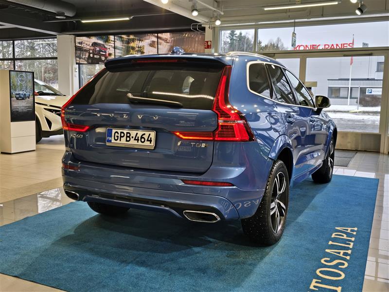 VOLVO XC60 2019
