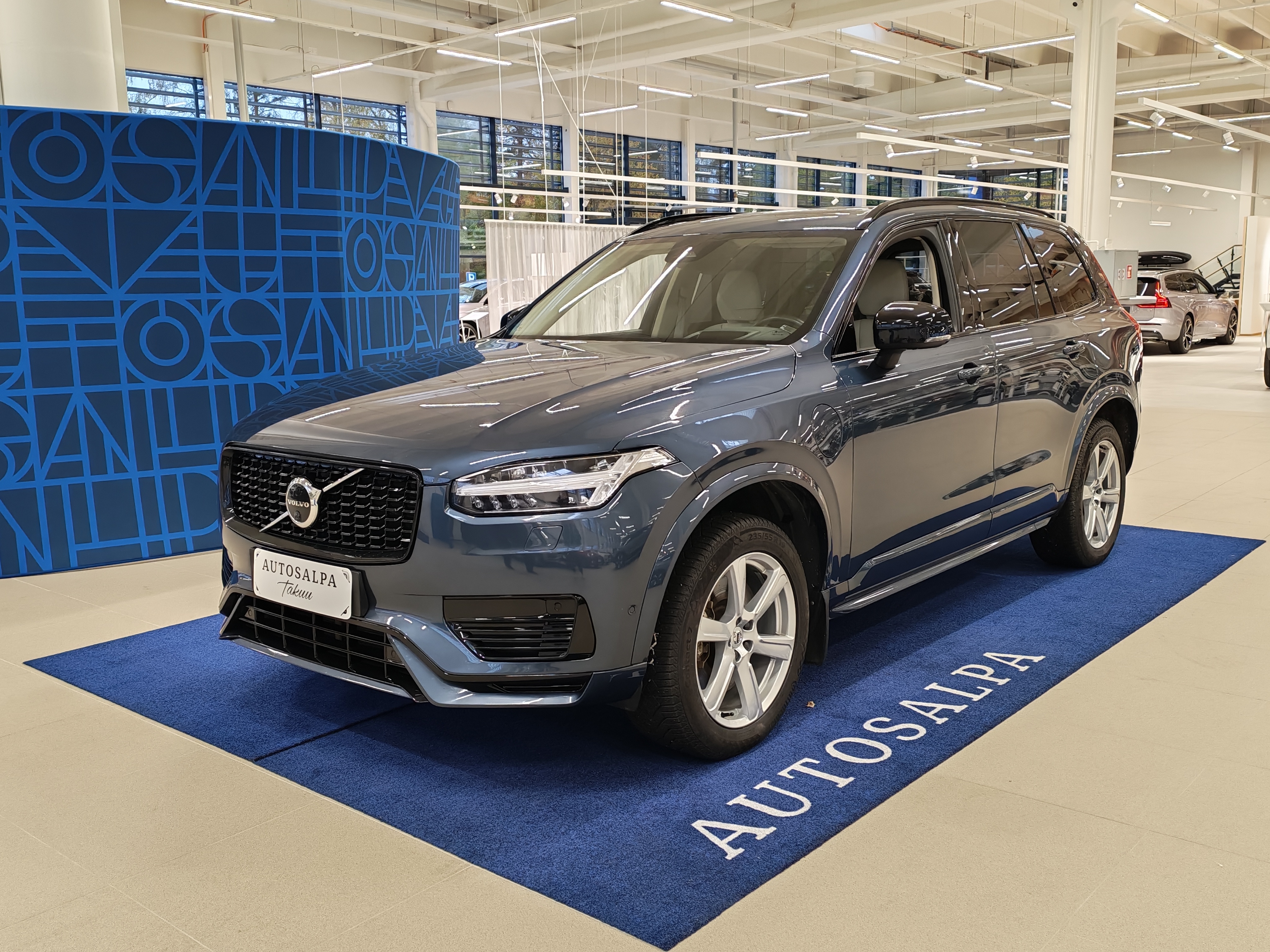 VOLVO XC90 2023