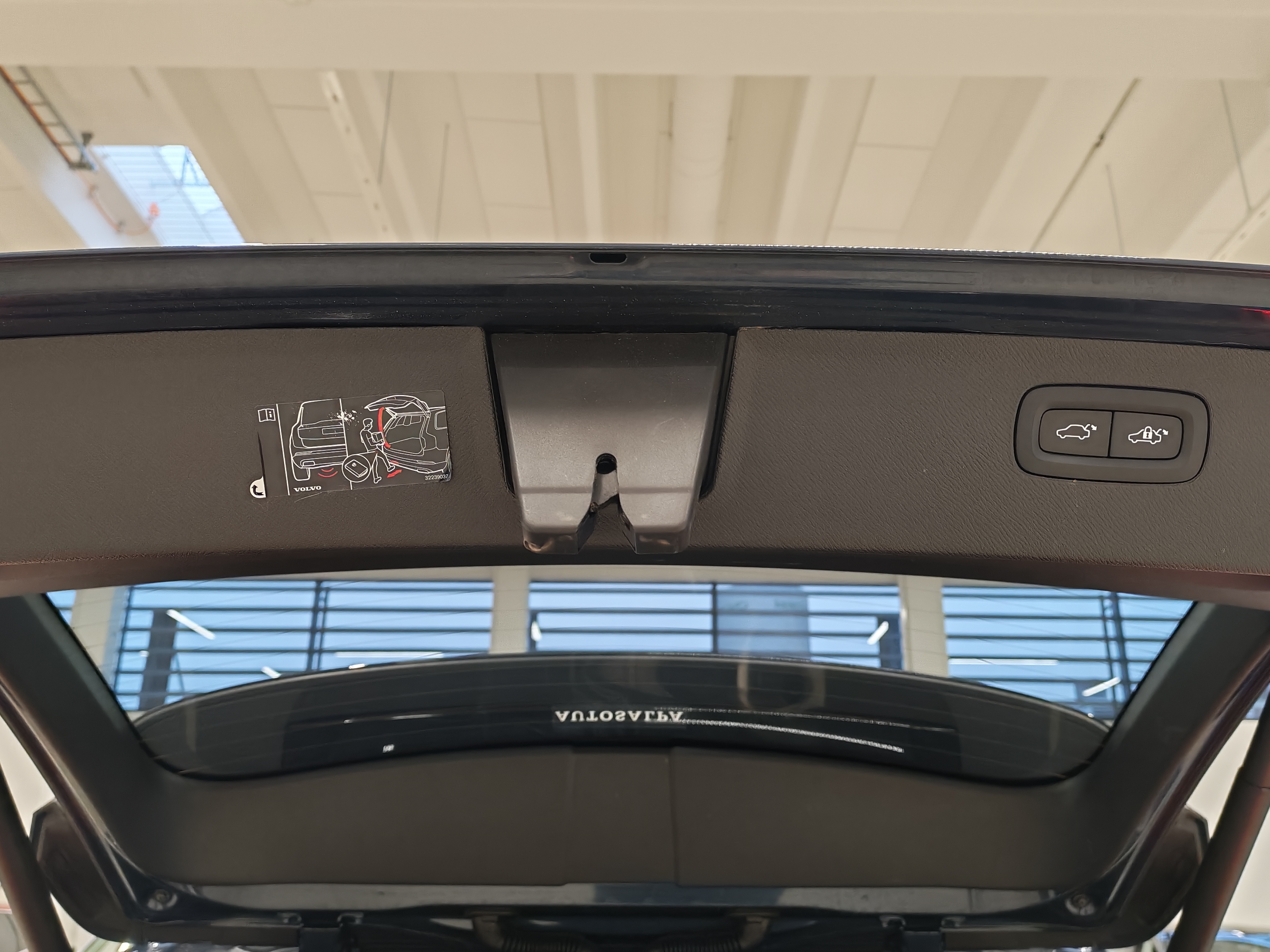 VOLVO XC90 2023
