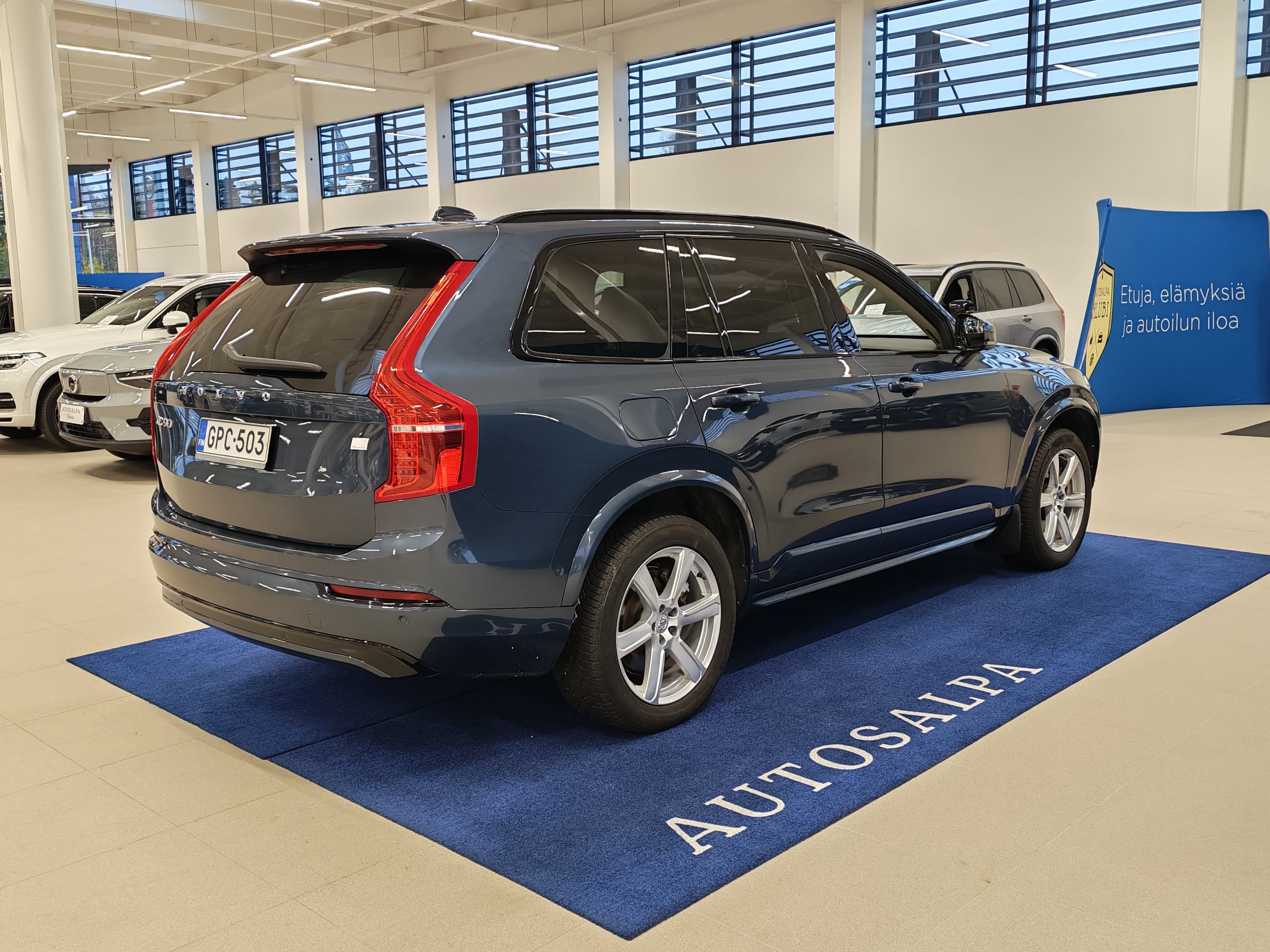 VOLVO XC90 2023