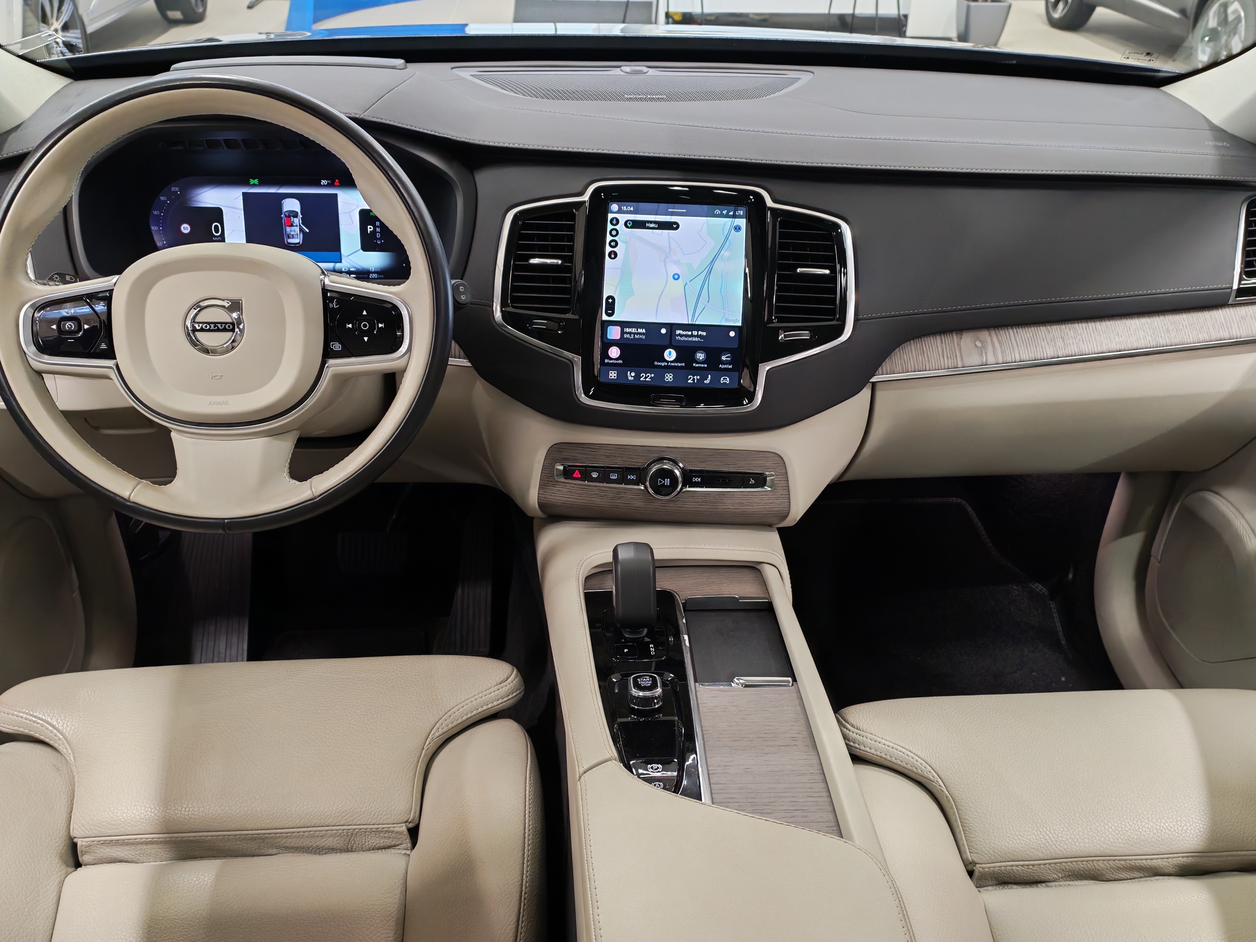 VOLVO XC90 2023