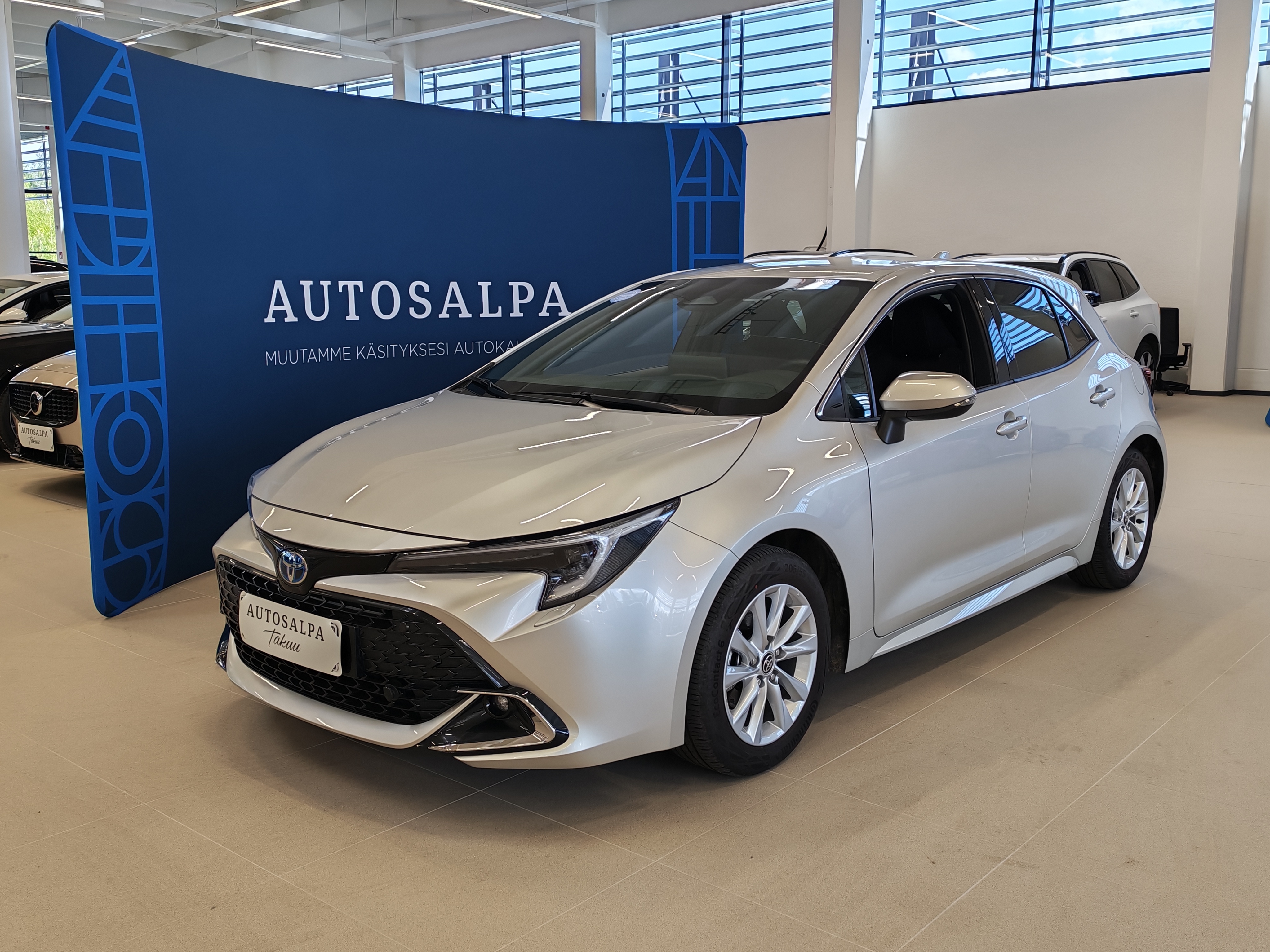 TOYOTA Corolla 2023