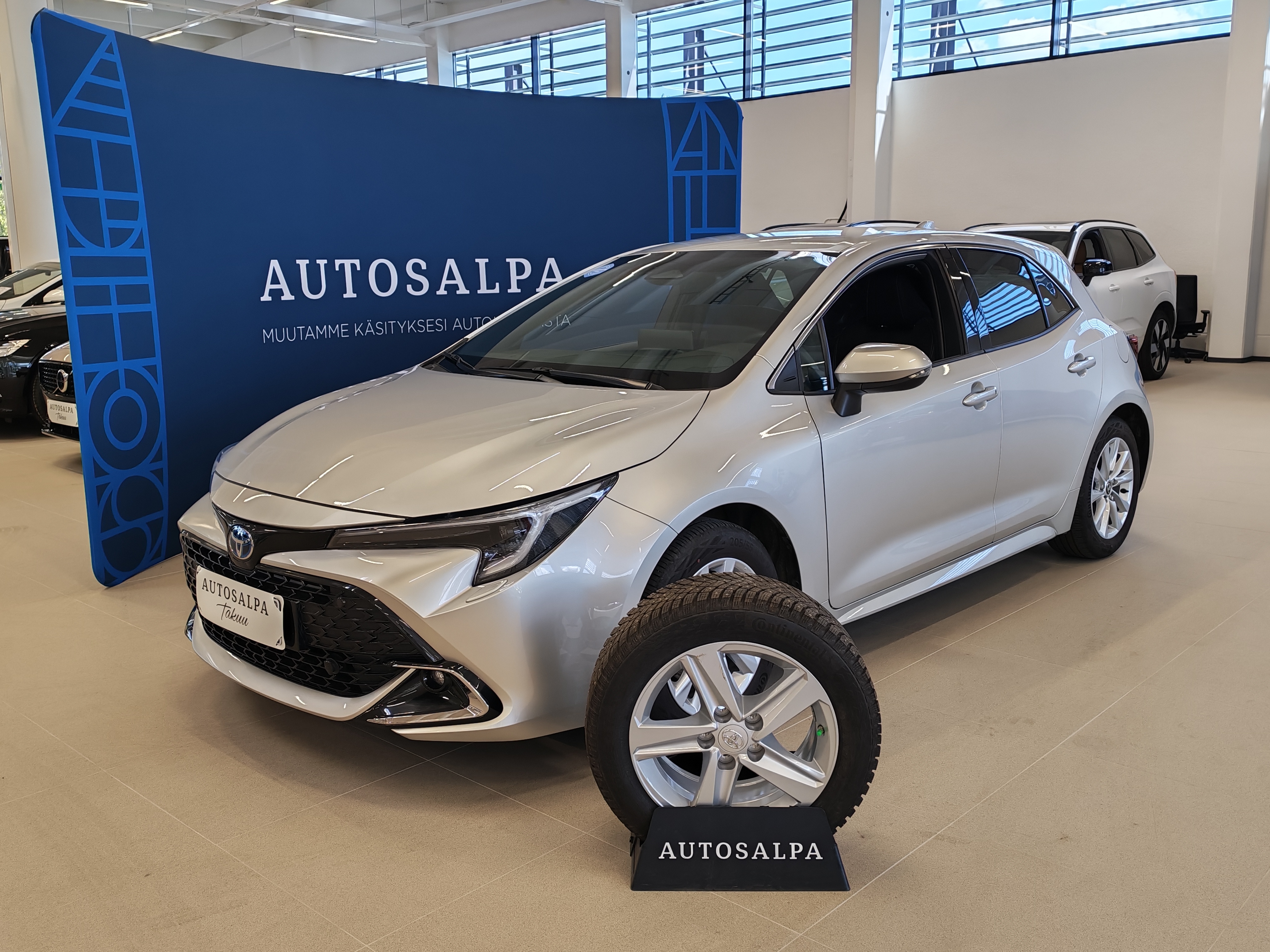 TOYOTA Corolla 2023