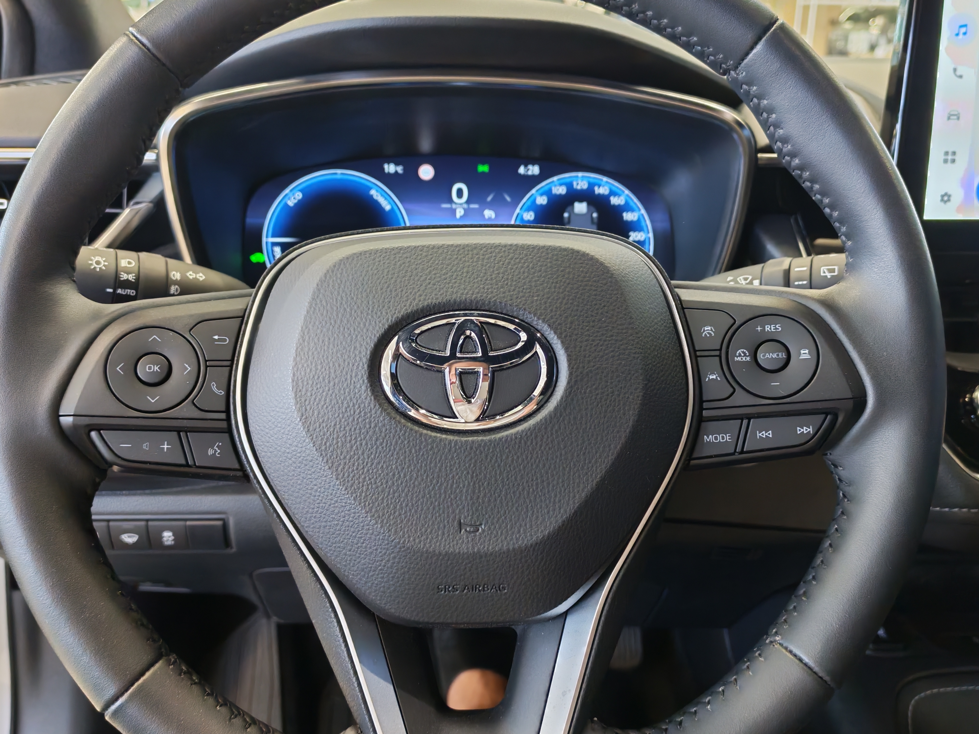 TOYOTA Corolla 2023