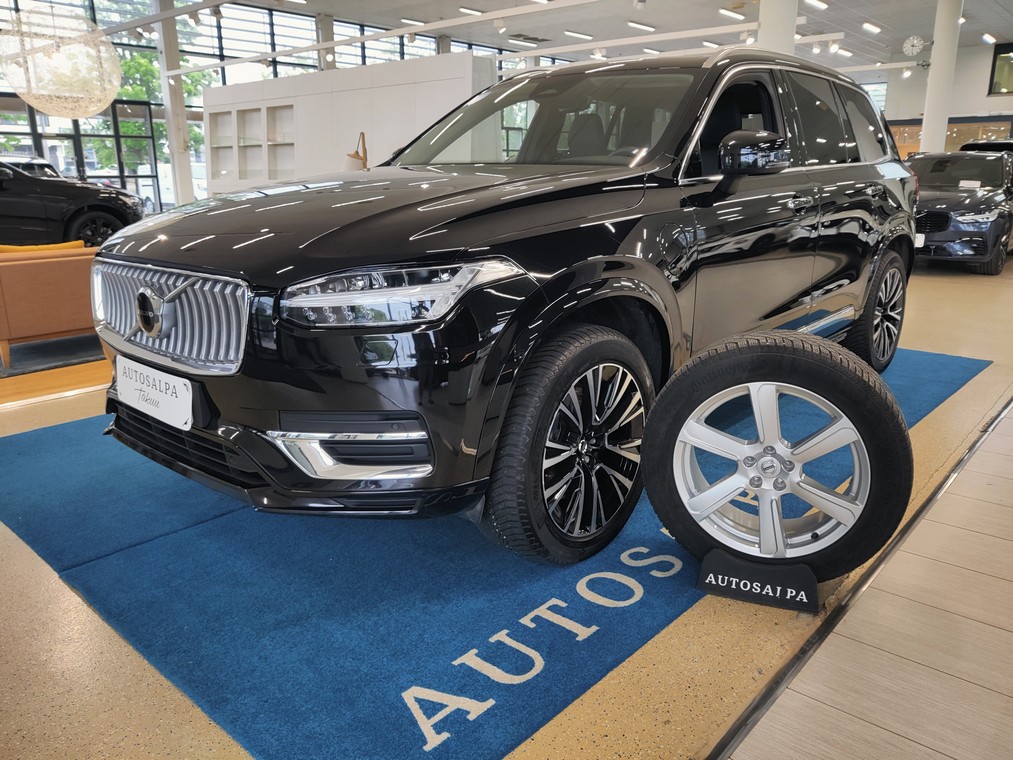 VOLVO XC90 2023
