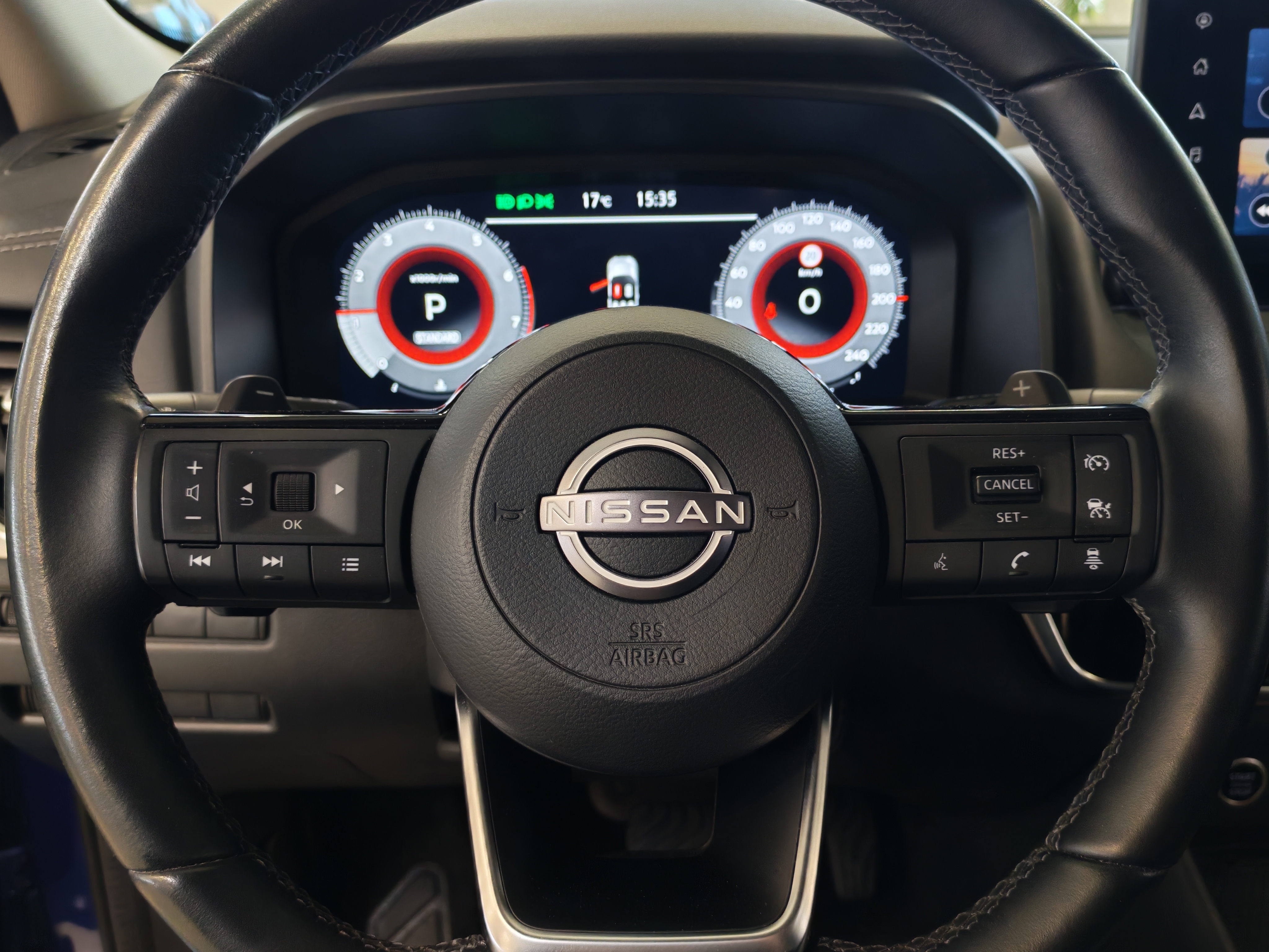 NISSAN Qashqai 2022