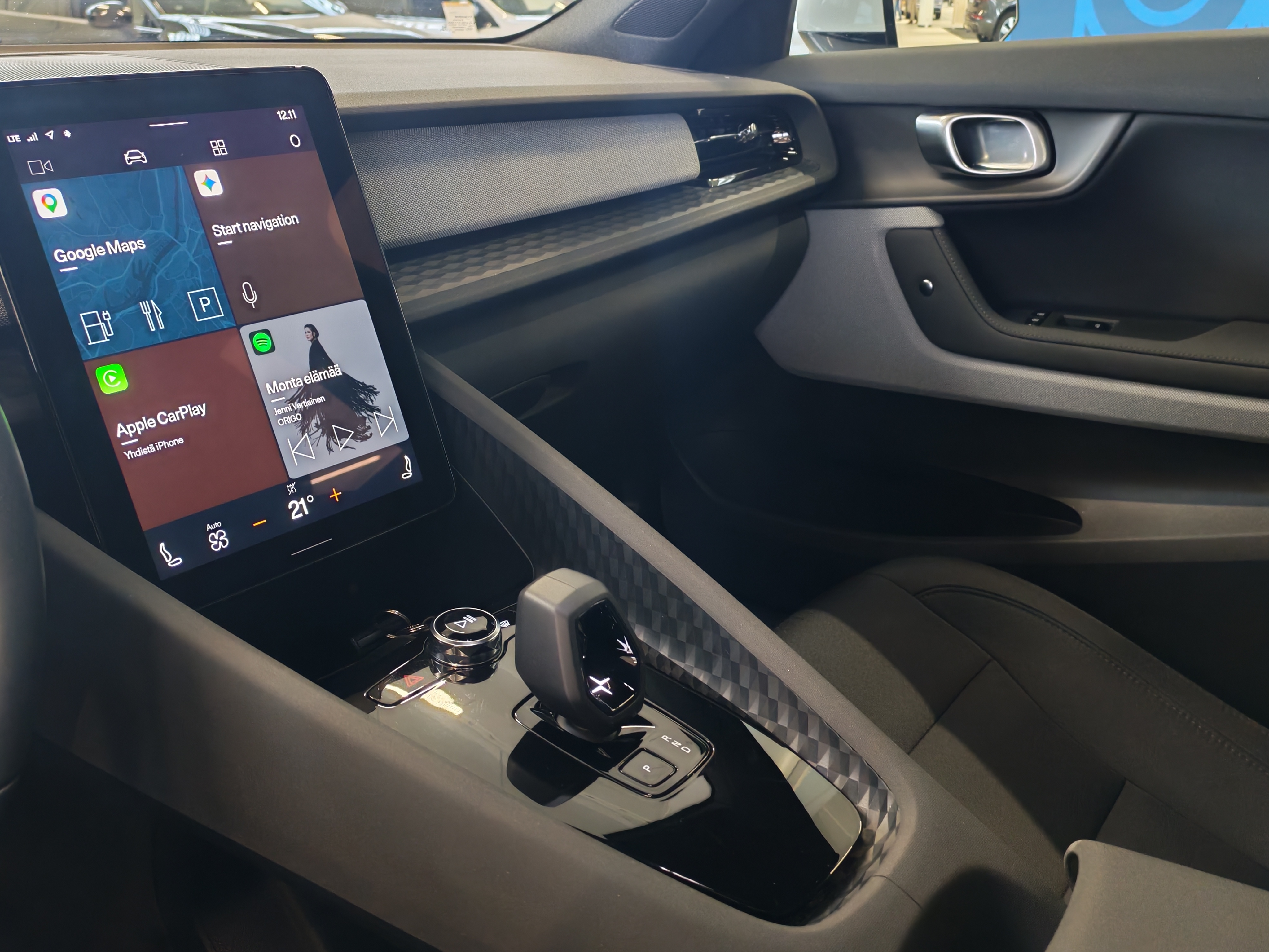 POLESTAR 2 2023