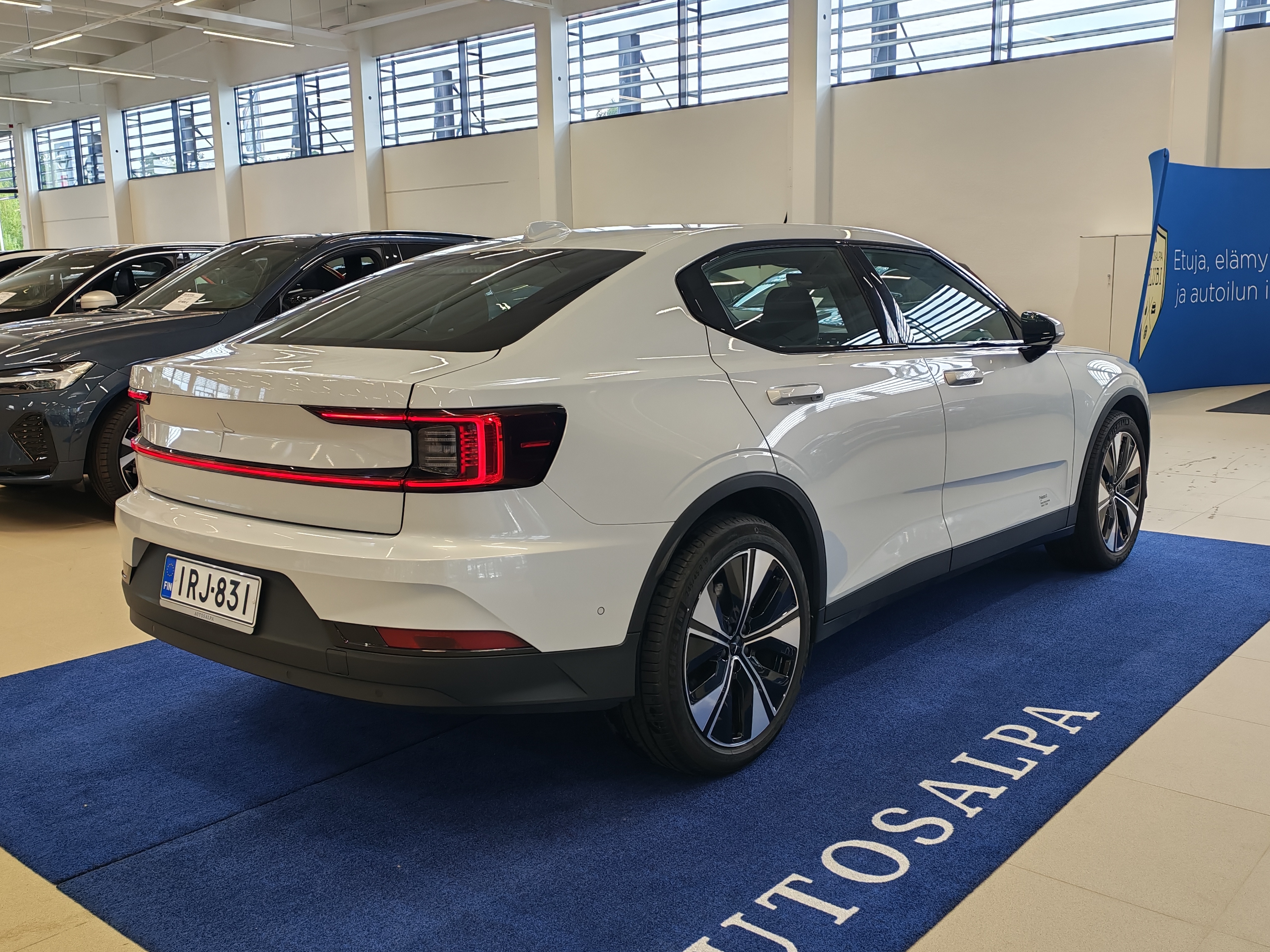 POLESTAR 2 2023