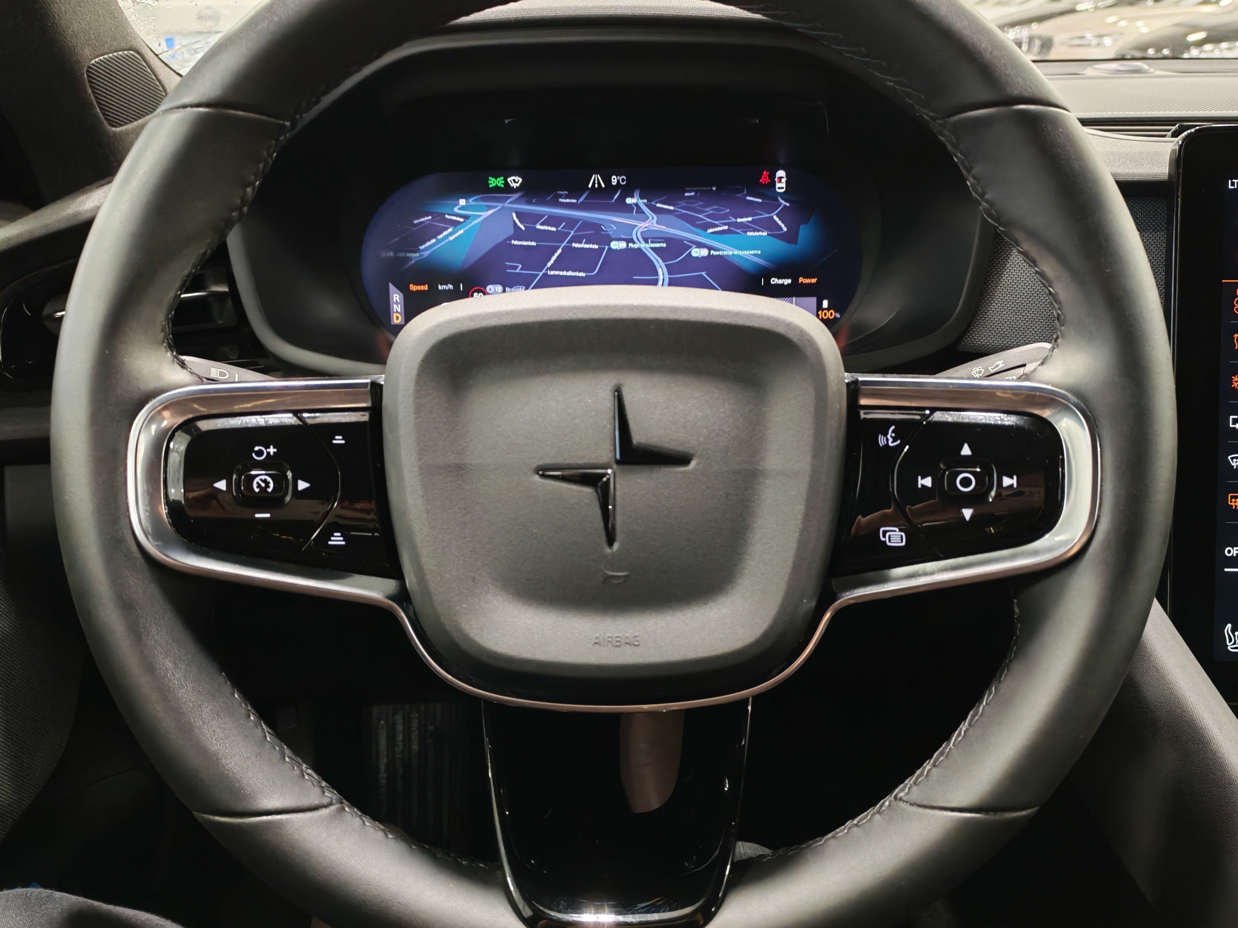 POLESTAR 2 2023