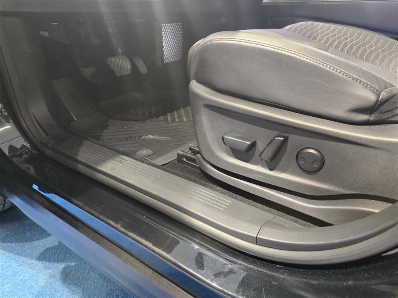 NISSAN Ariya 2023