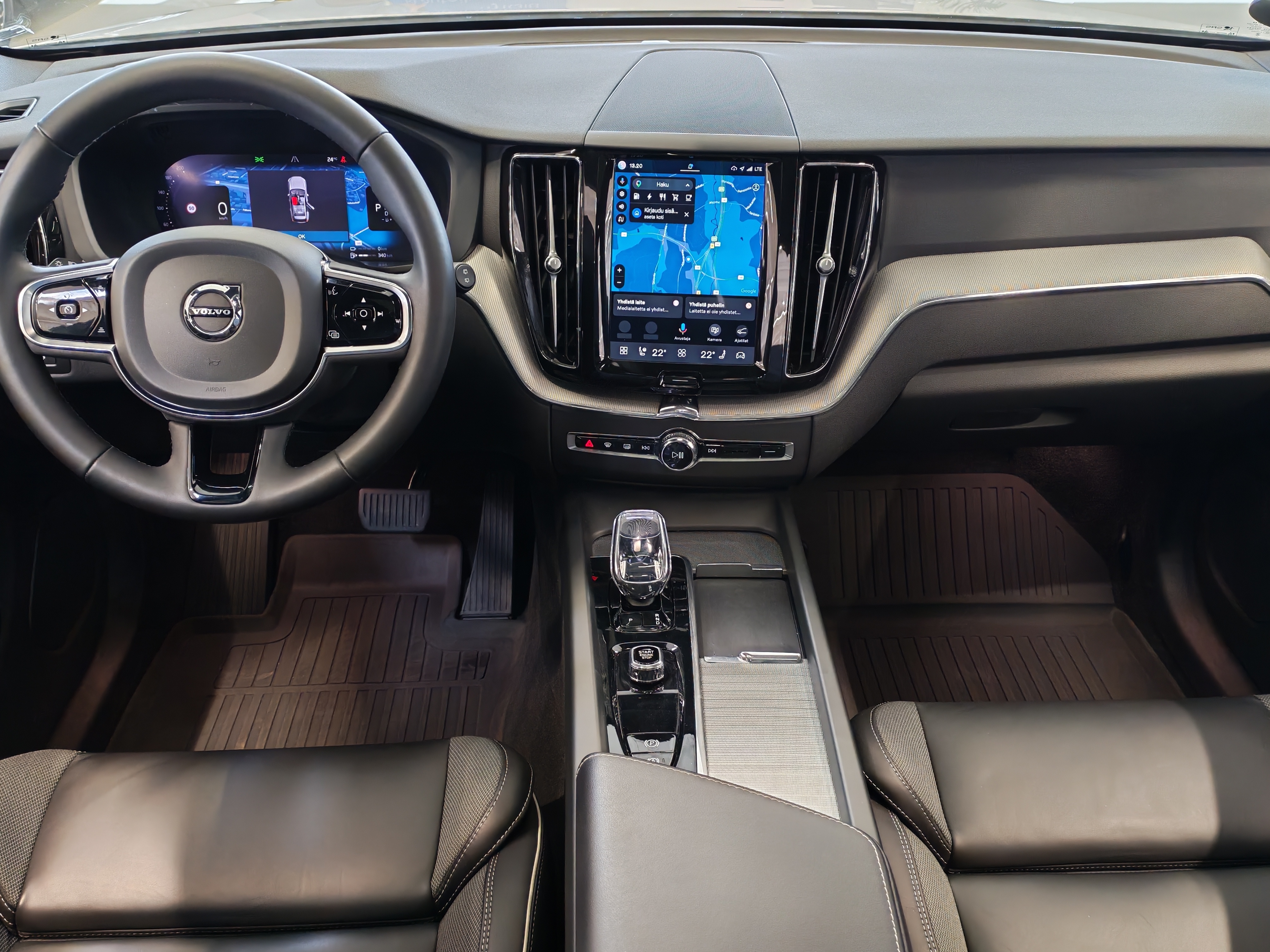 VOLVO XC60 2024