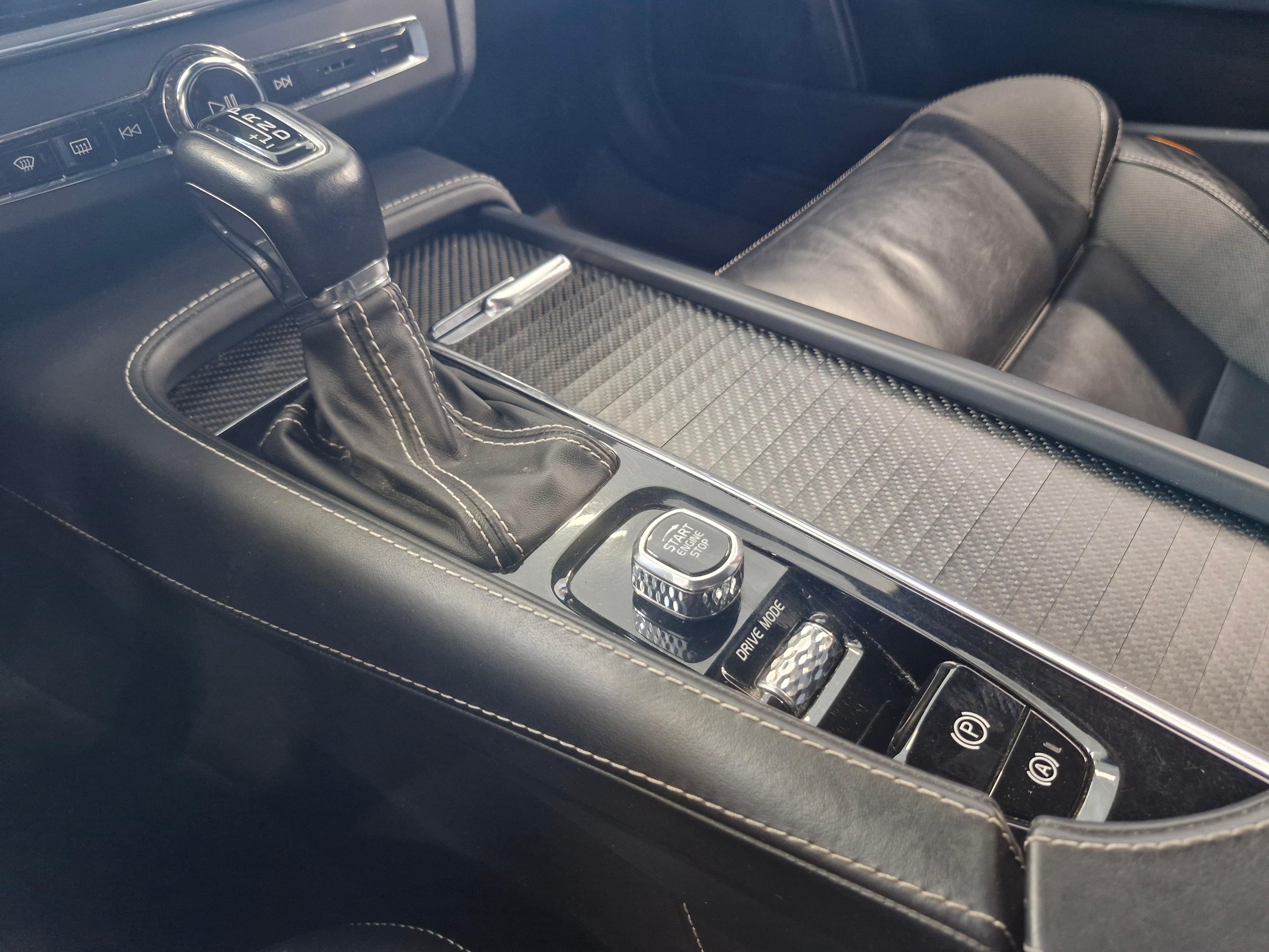 VOLVO V90 Cross Country 2019