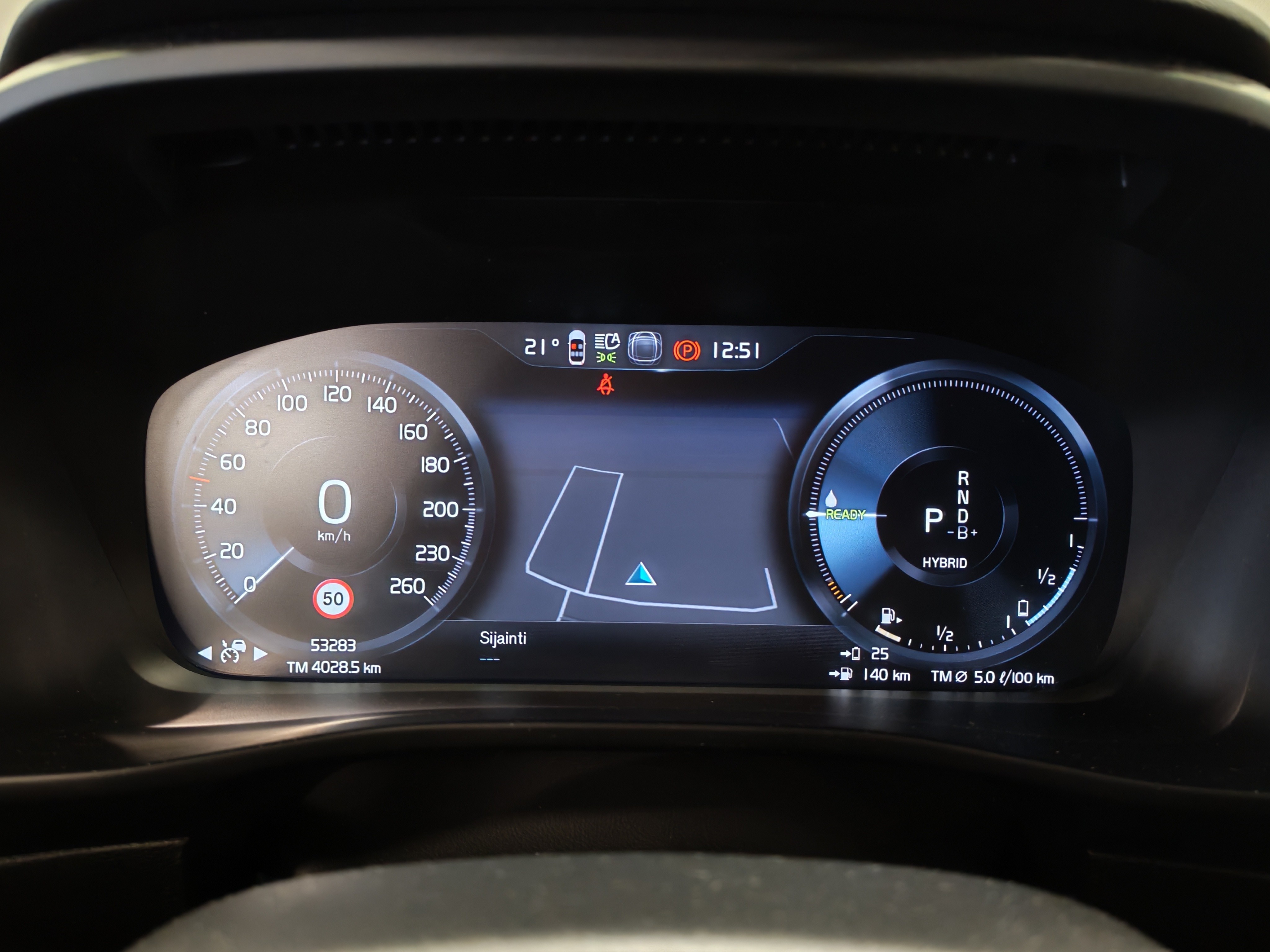 VOLVO XC40 2022
