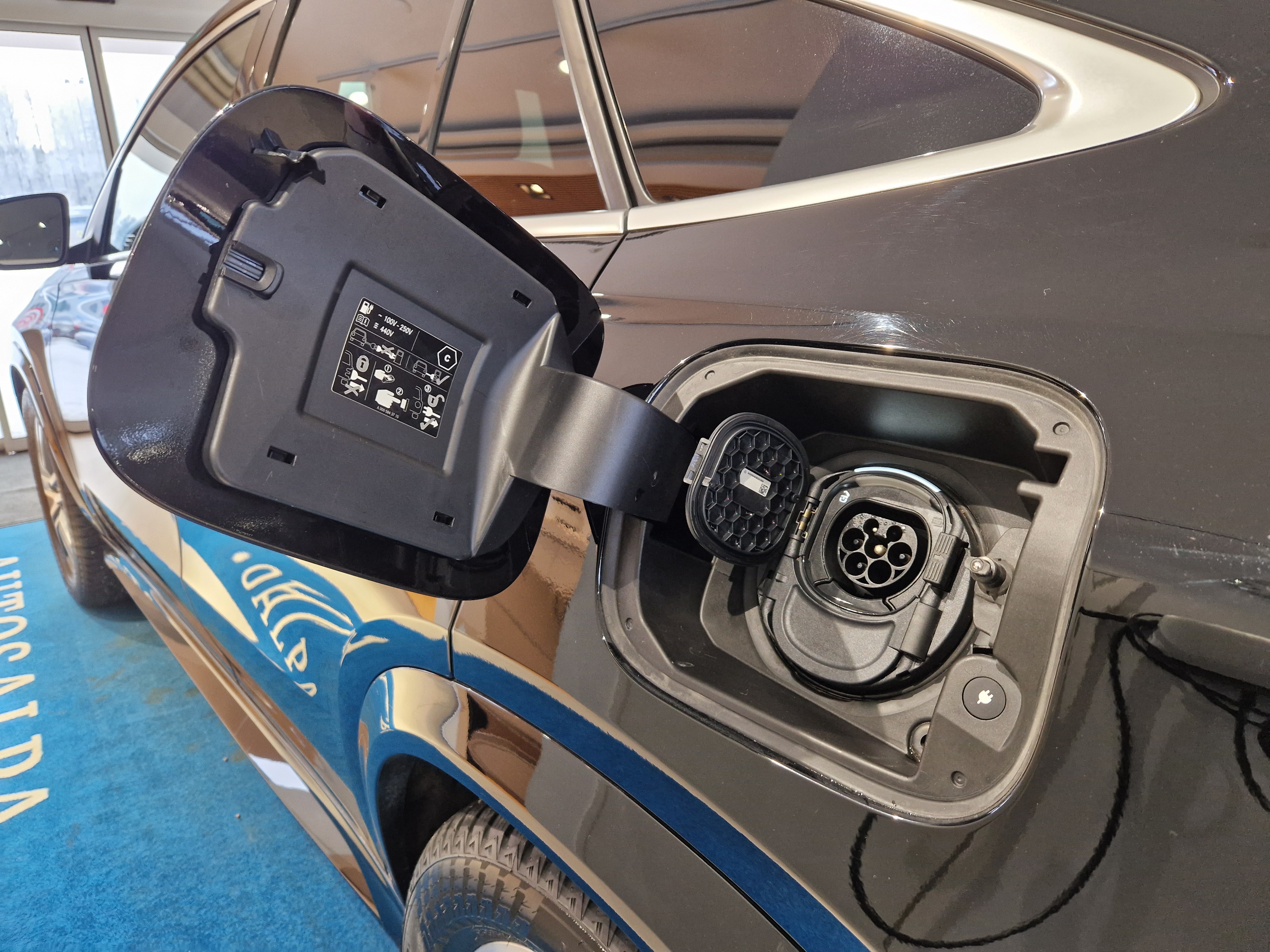 MERCEDES-BENZ GLE 2023