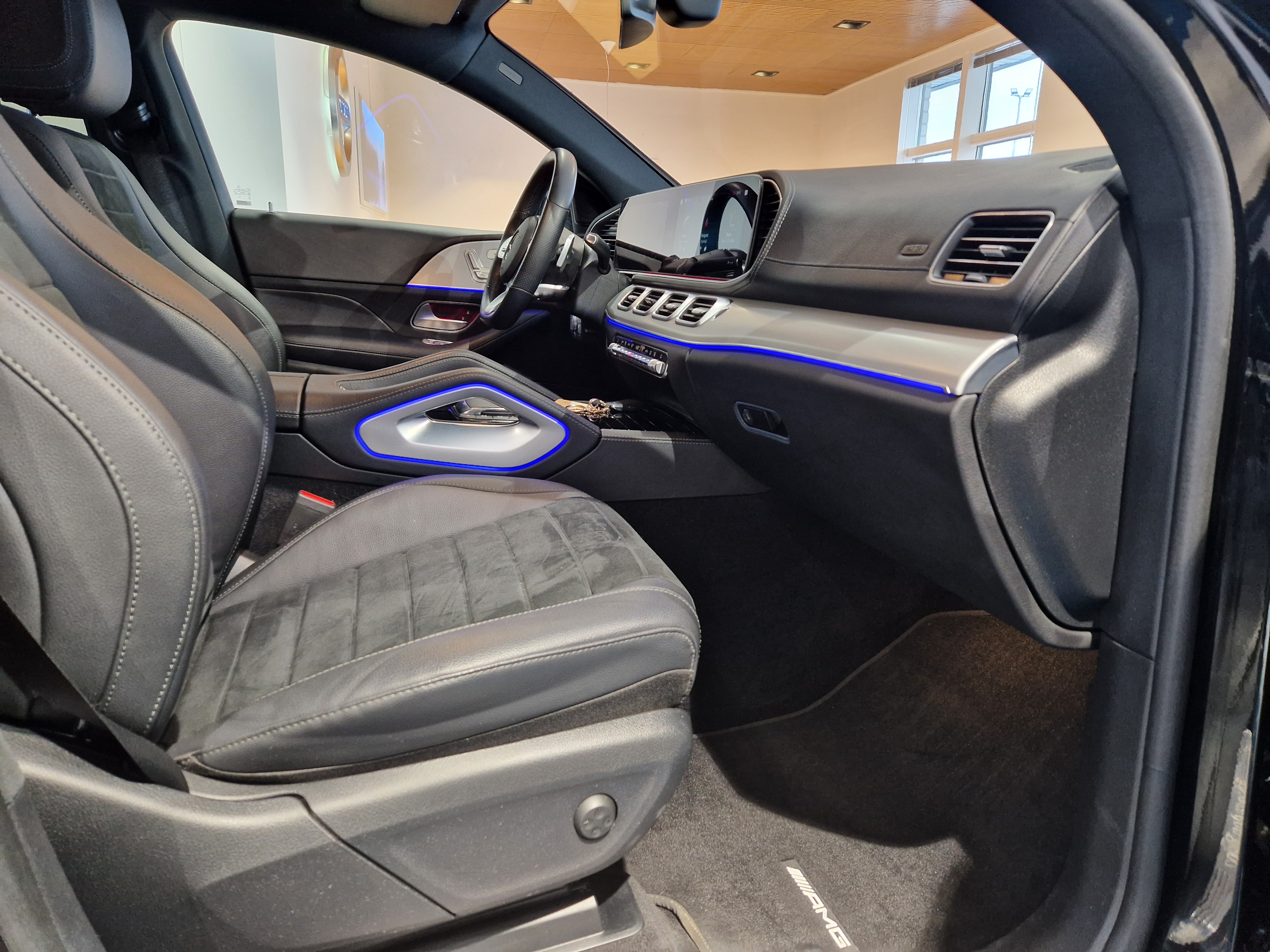 MERCEDES-BENZ GLE 2023