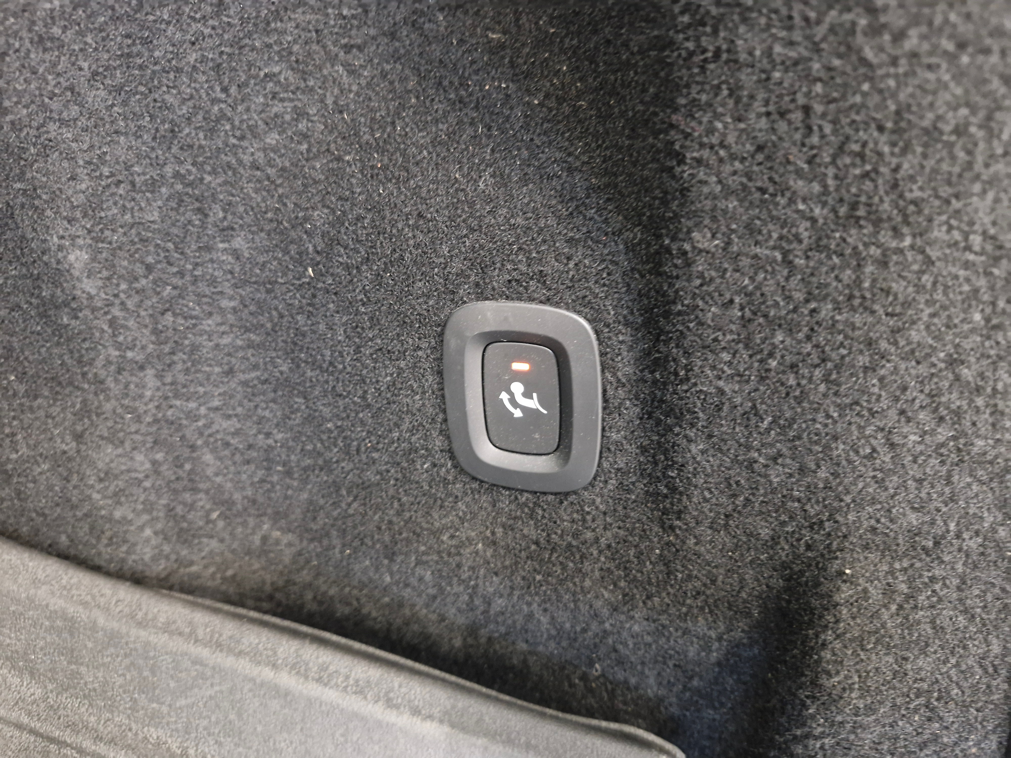 VOLVO XC60 2024