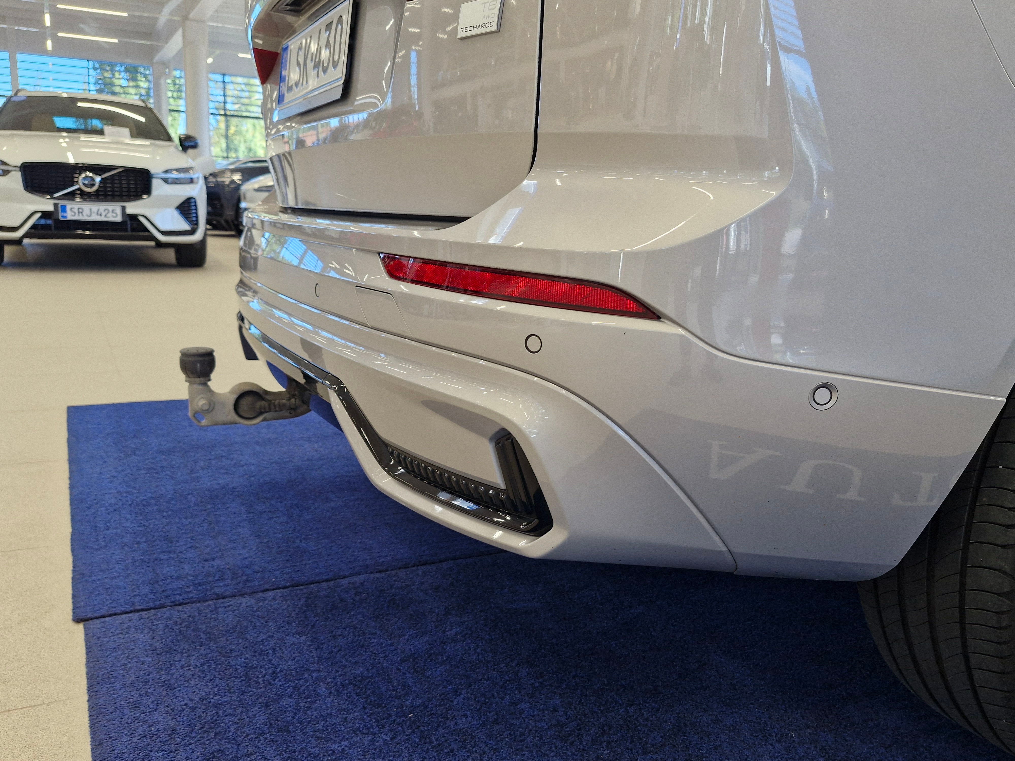 VOLVO XC60 2024