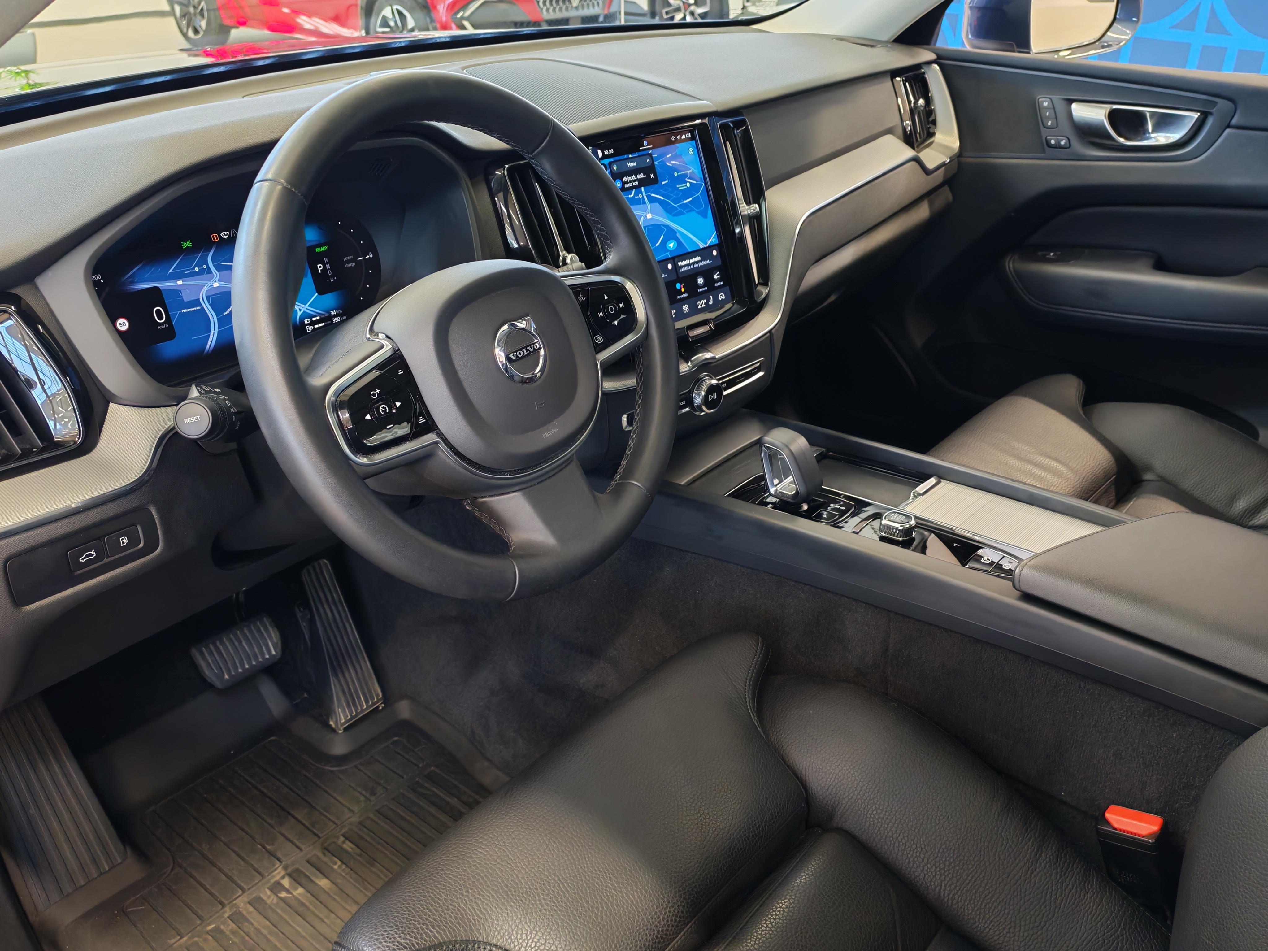 VOLVO XC60 2024