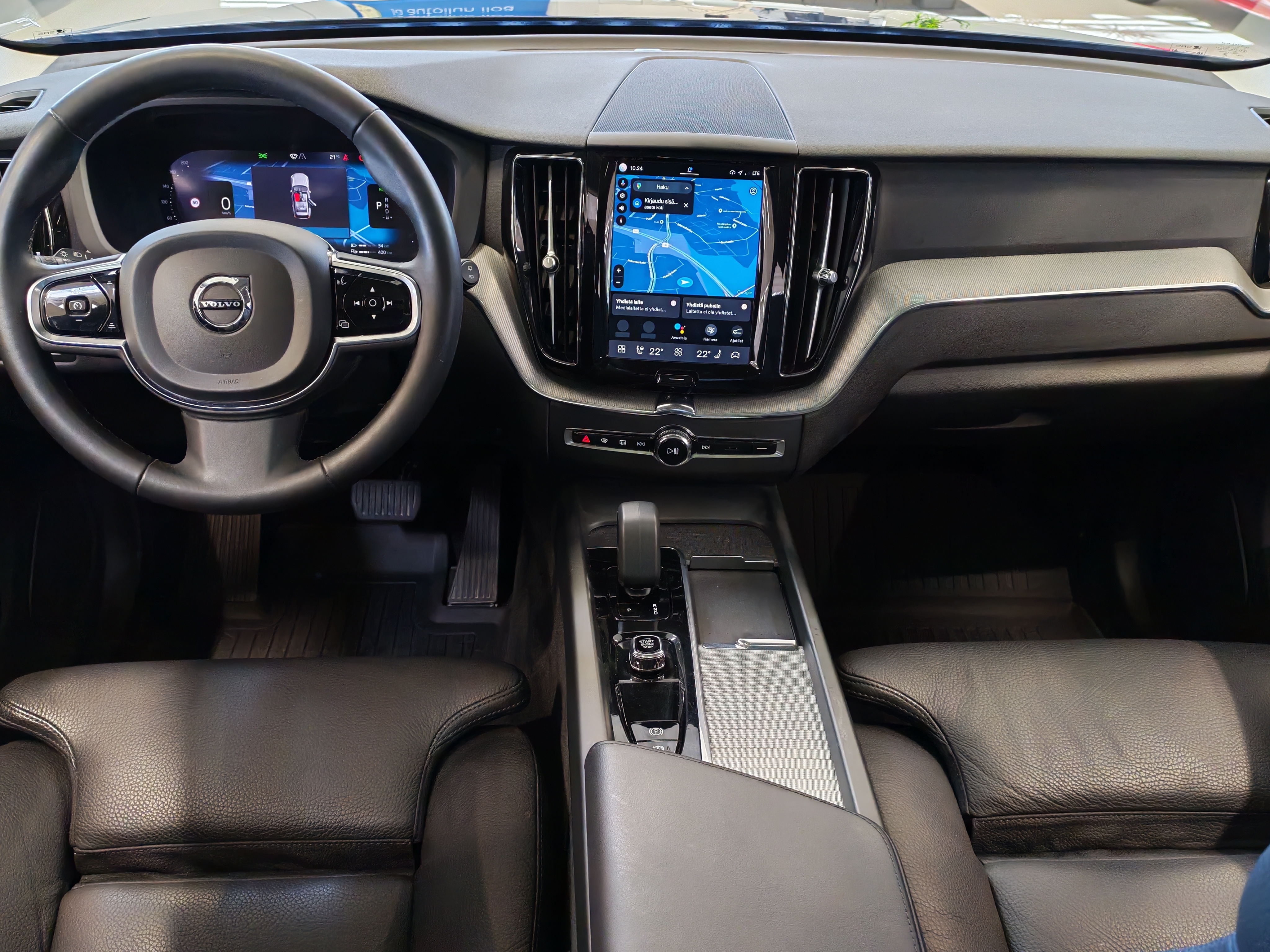 VOLVO XC60 2024