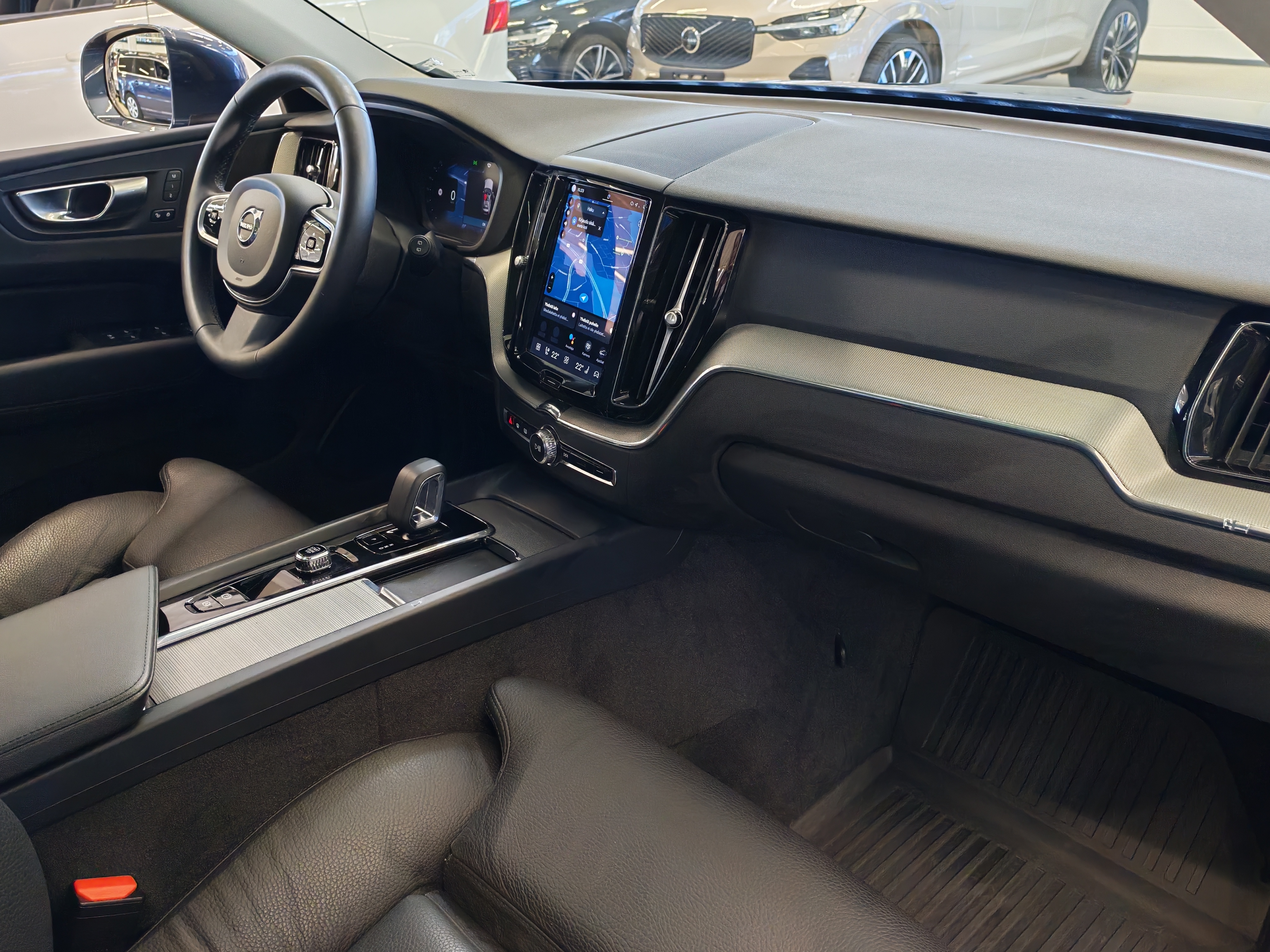 VOLVO XC60 2024