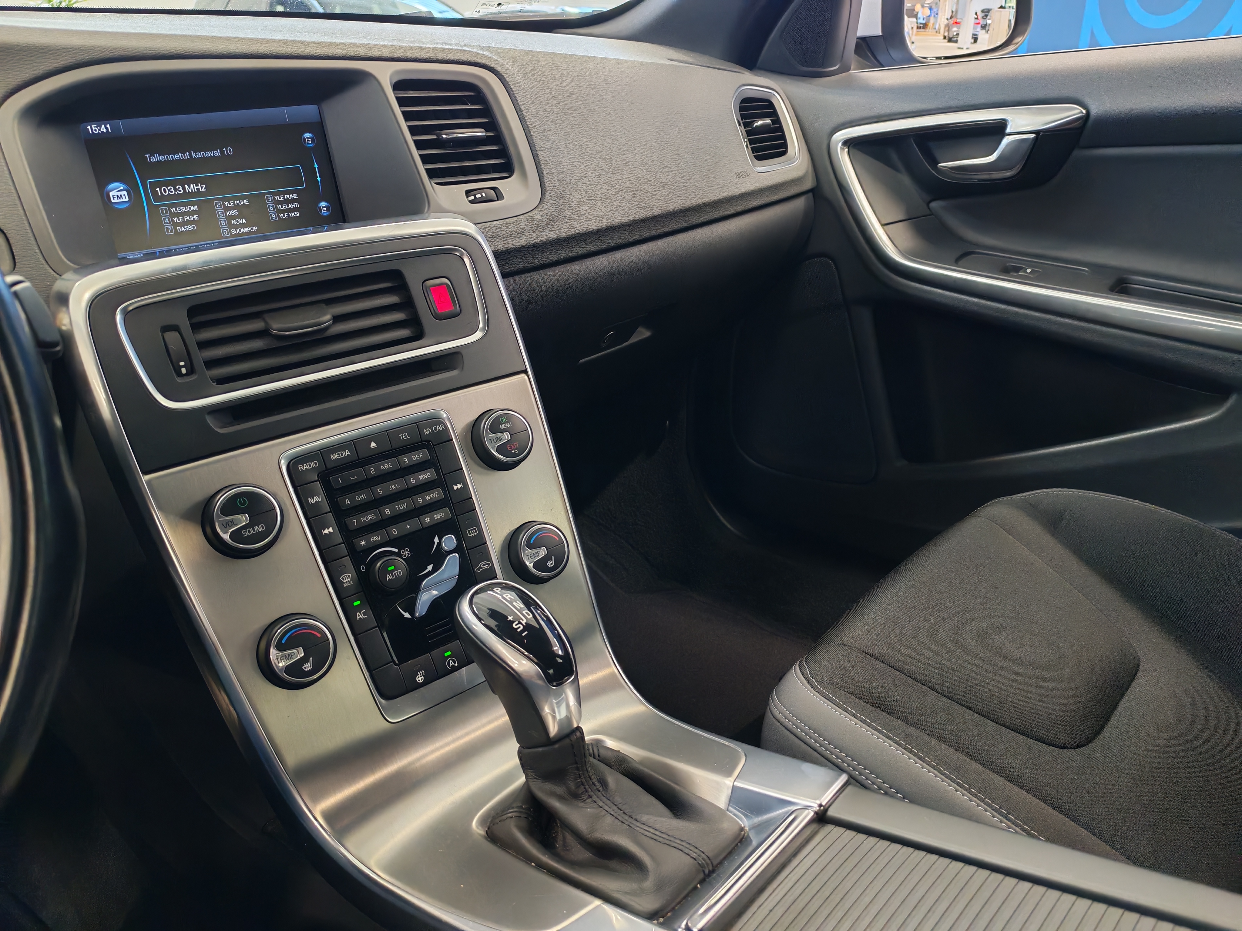 VOLVO S60 2014