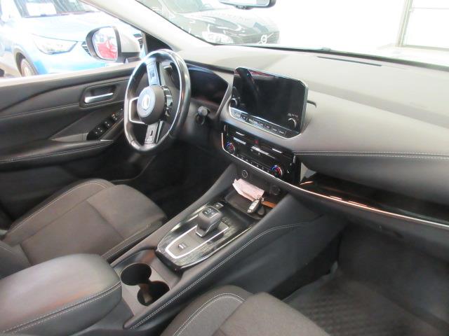 NISSAN Qashqai 2022