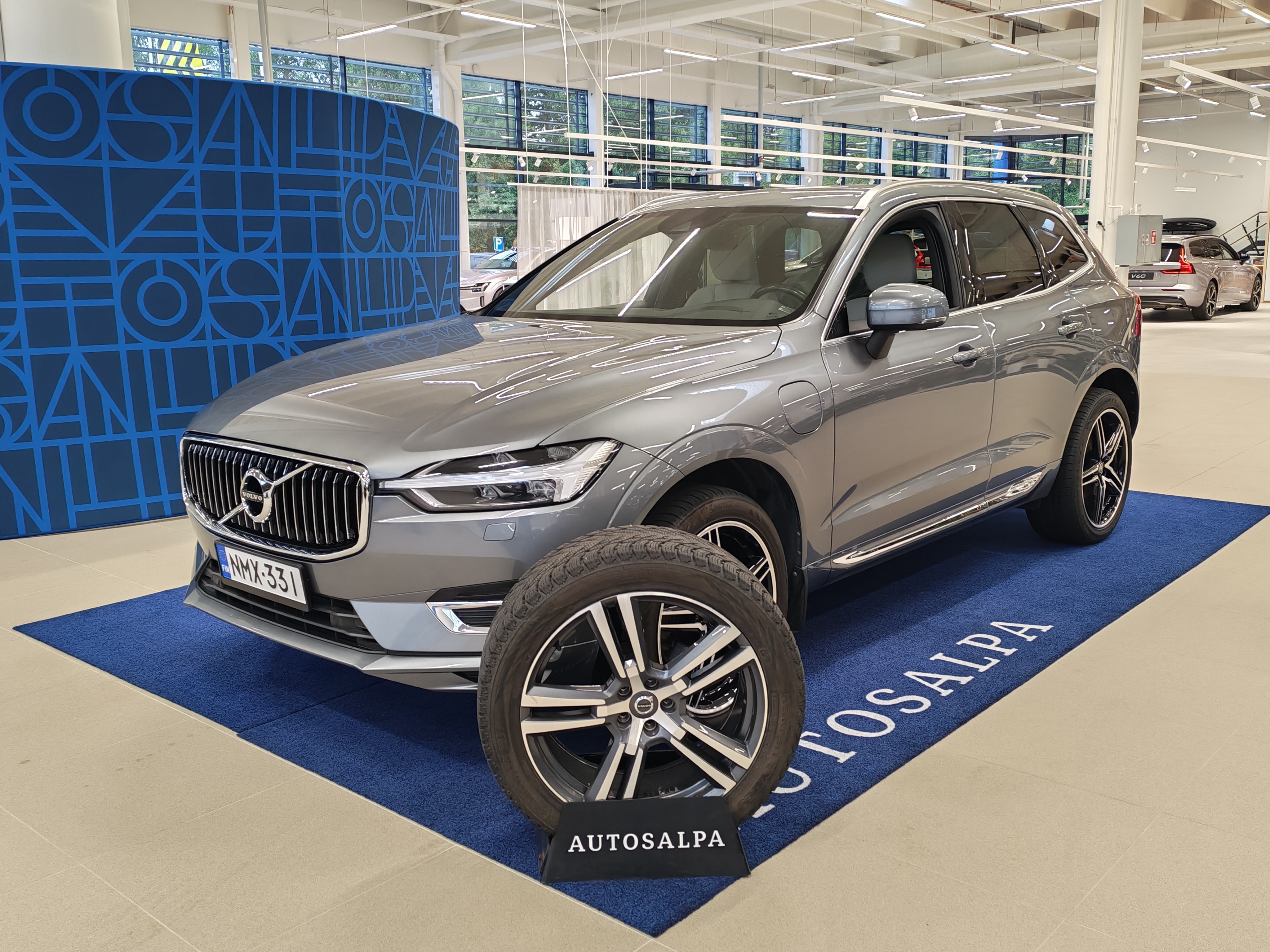 VOLVO XC60 2019