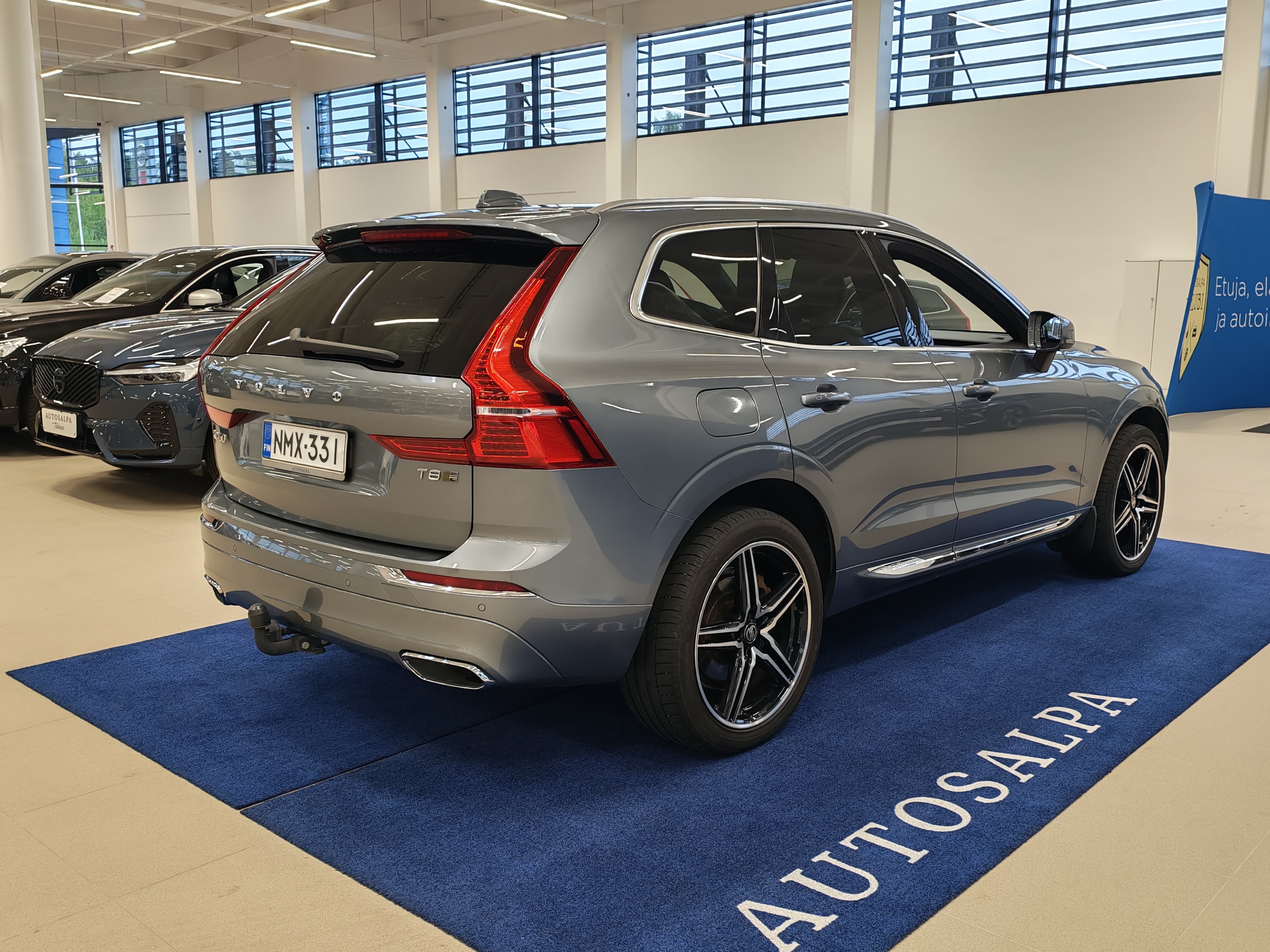VOLVO XC60 2019