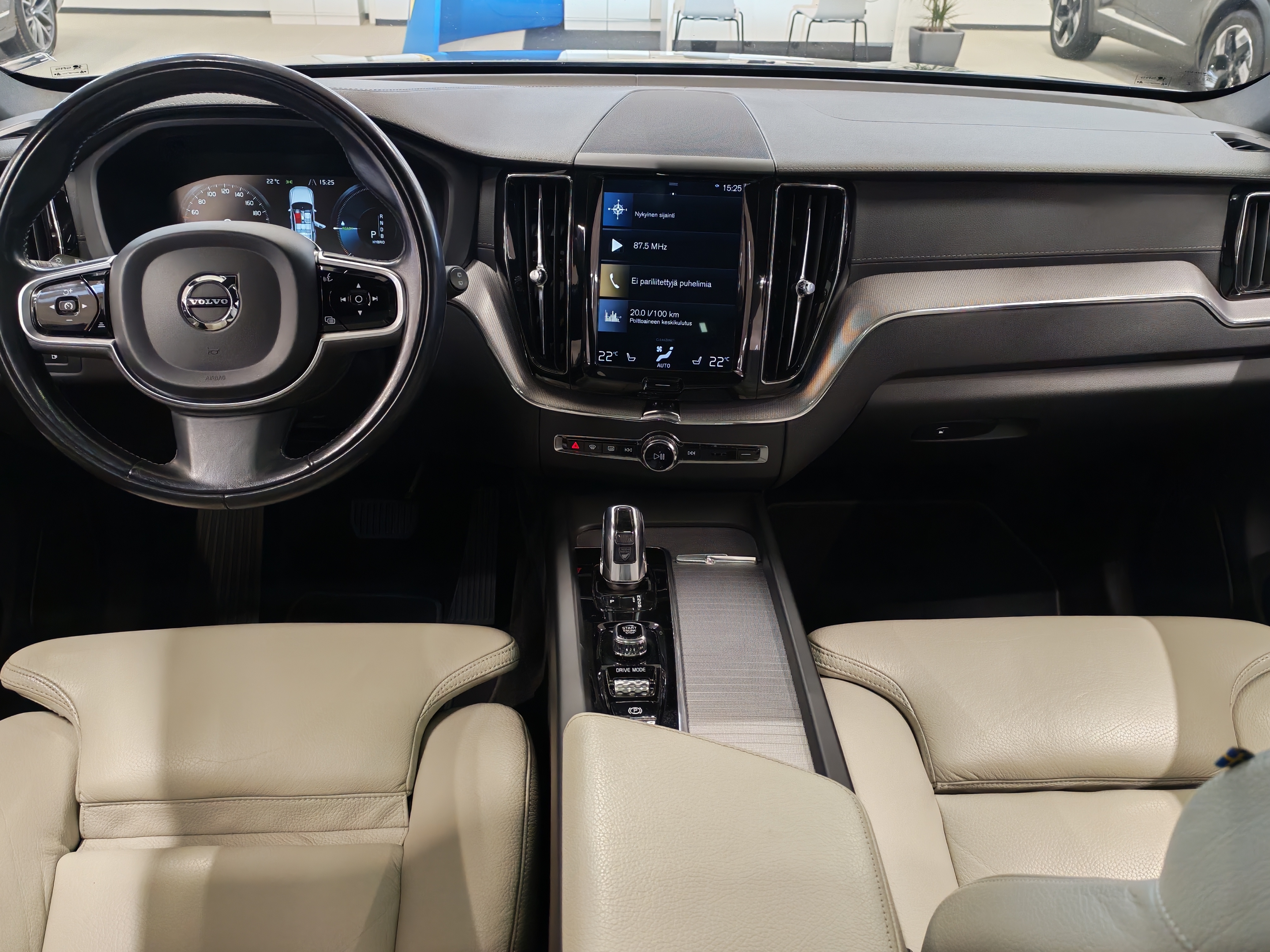 VOLVO XC60 2019