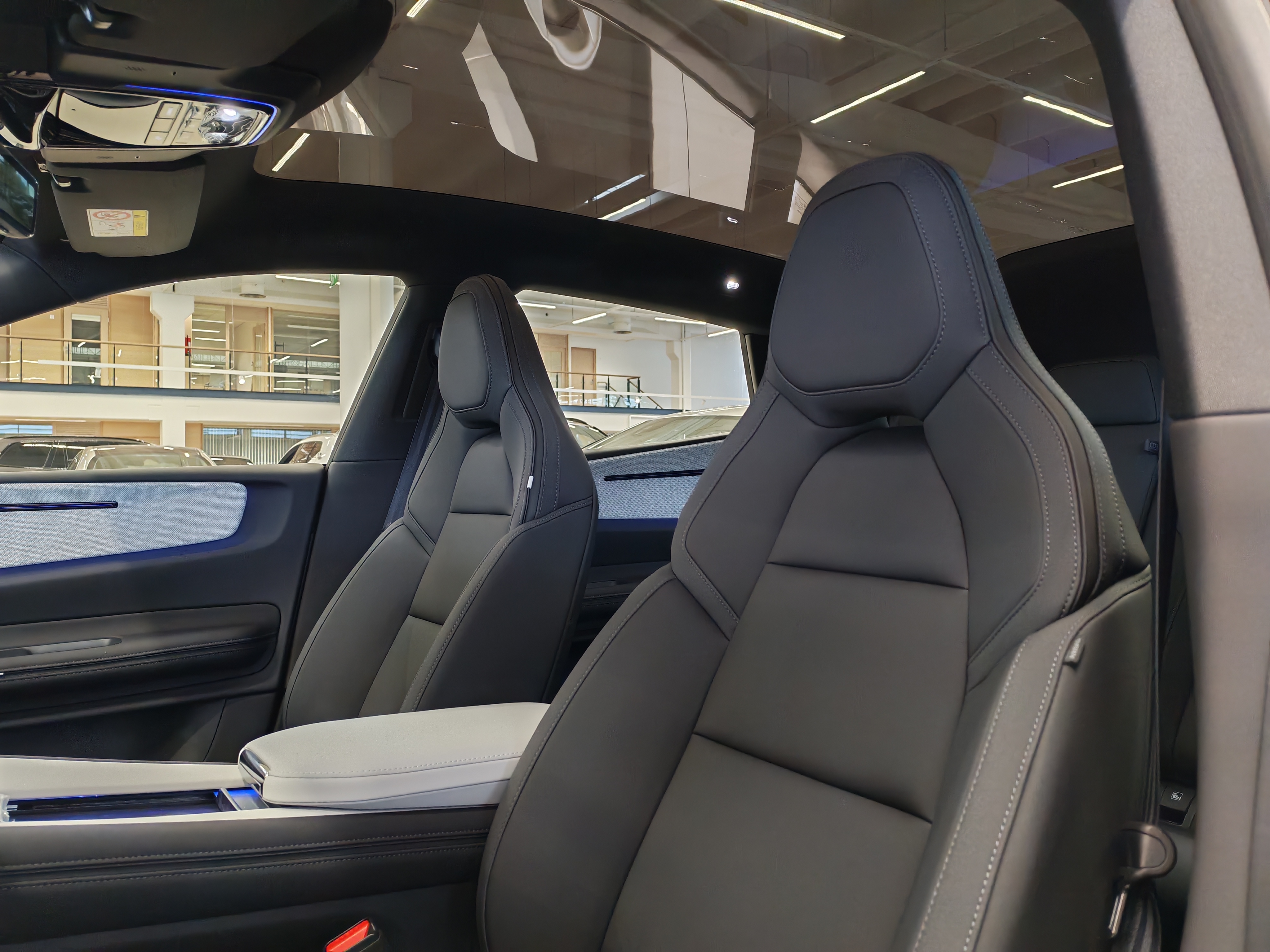 POLESTAR 4 2026