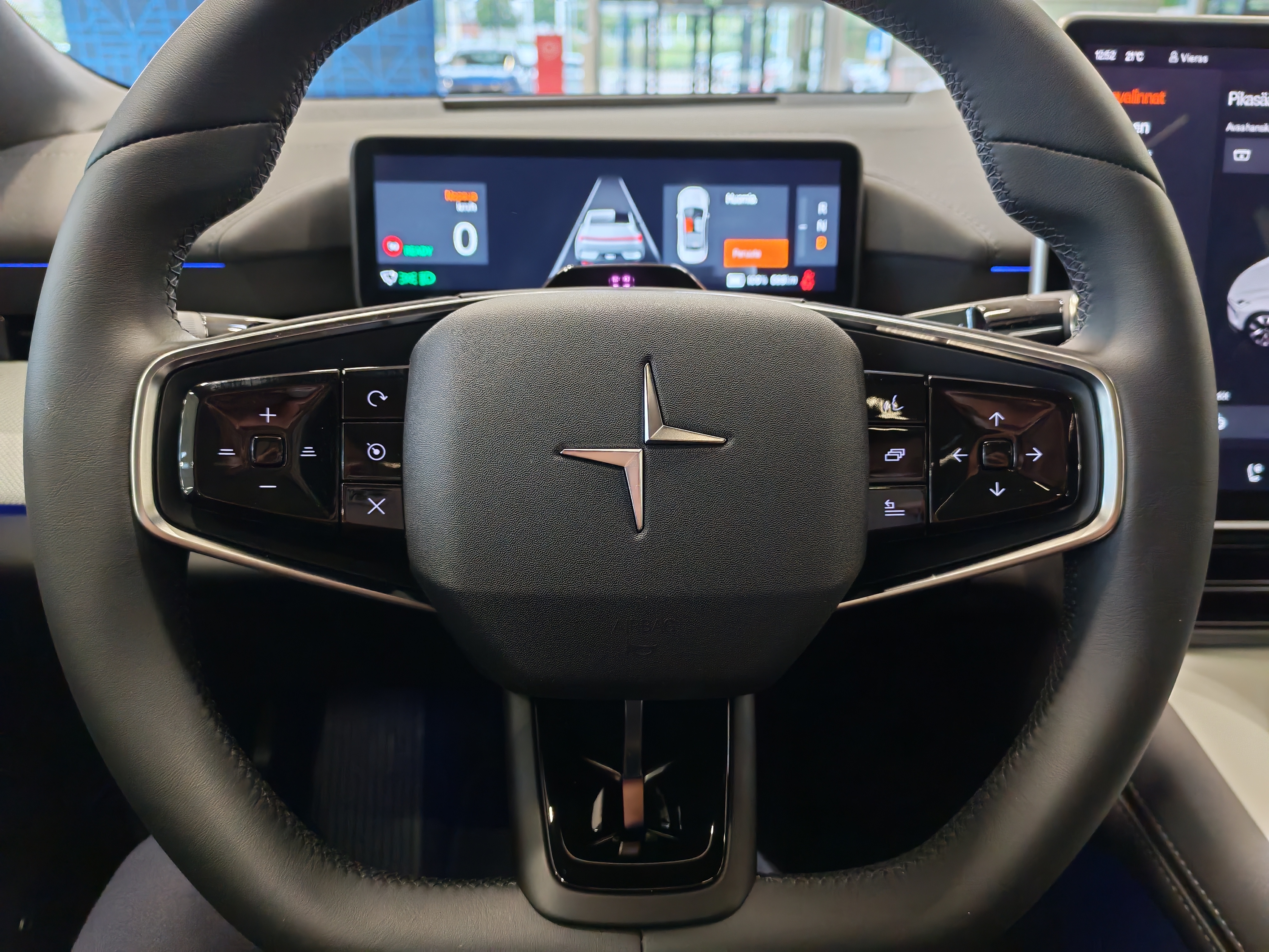 POLESTAR 4 2026