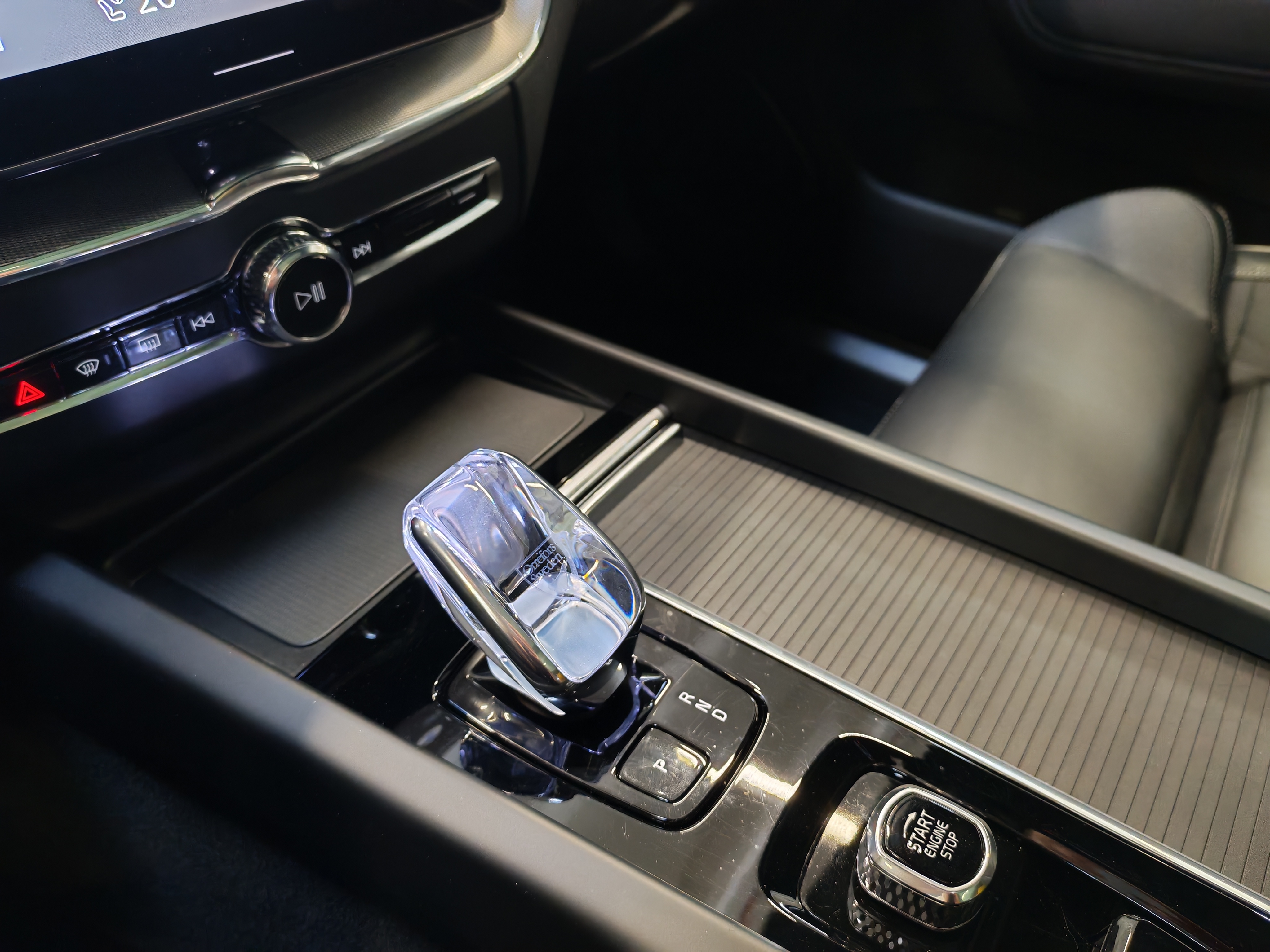 VOLVO XC60 2026