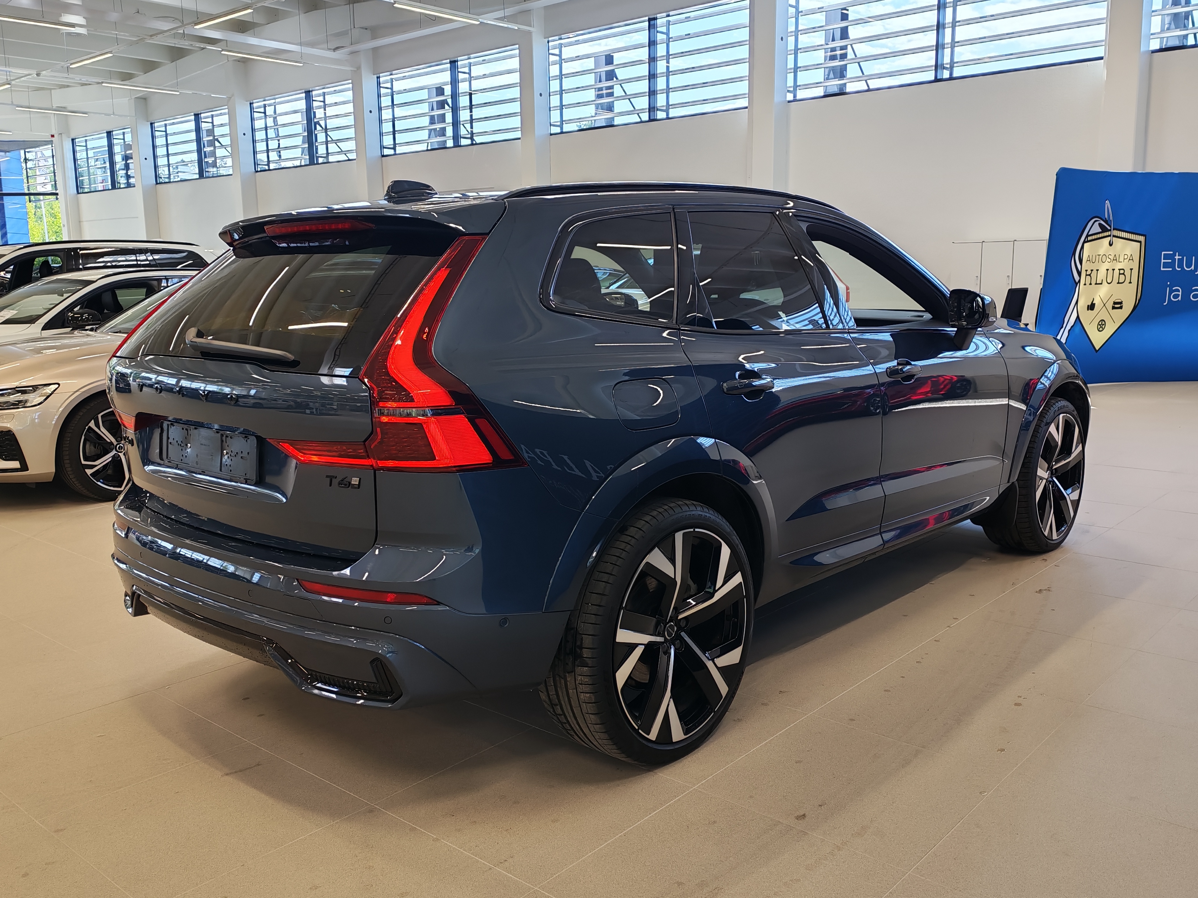 VOLVO XC60 2026