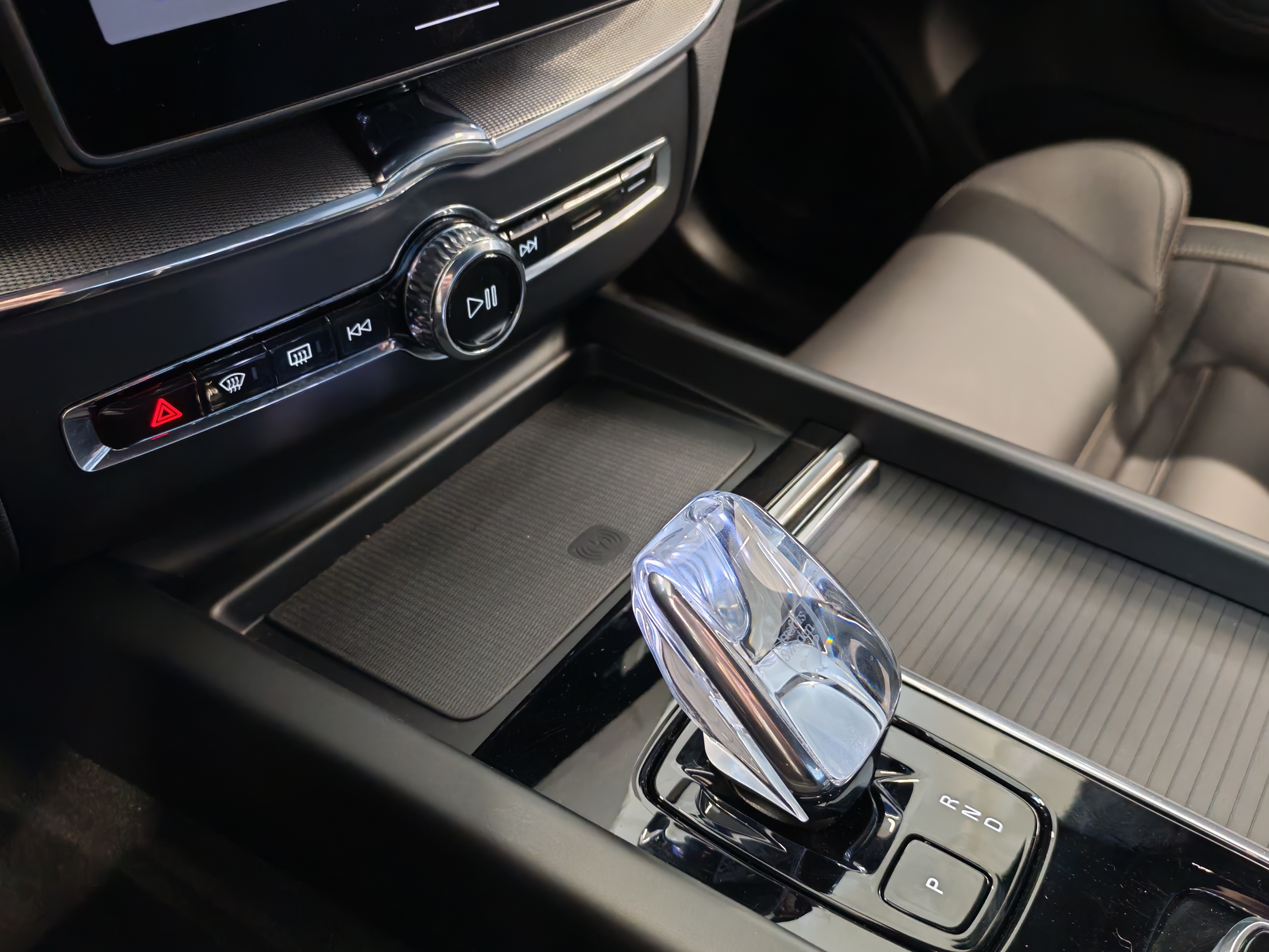VOLVO XC60 2026