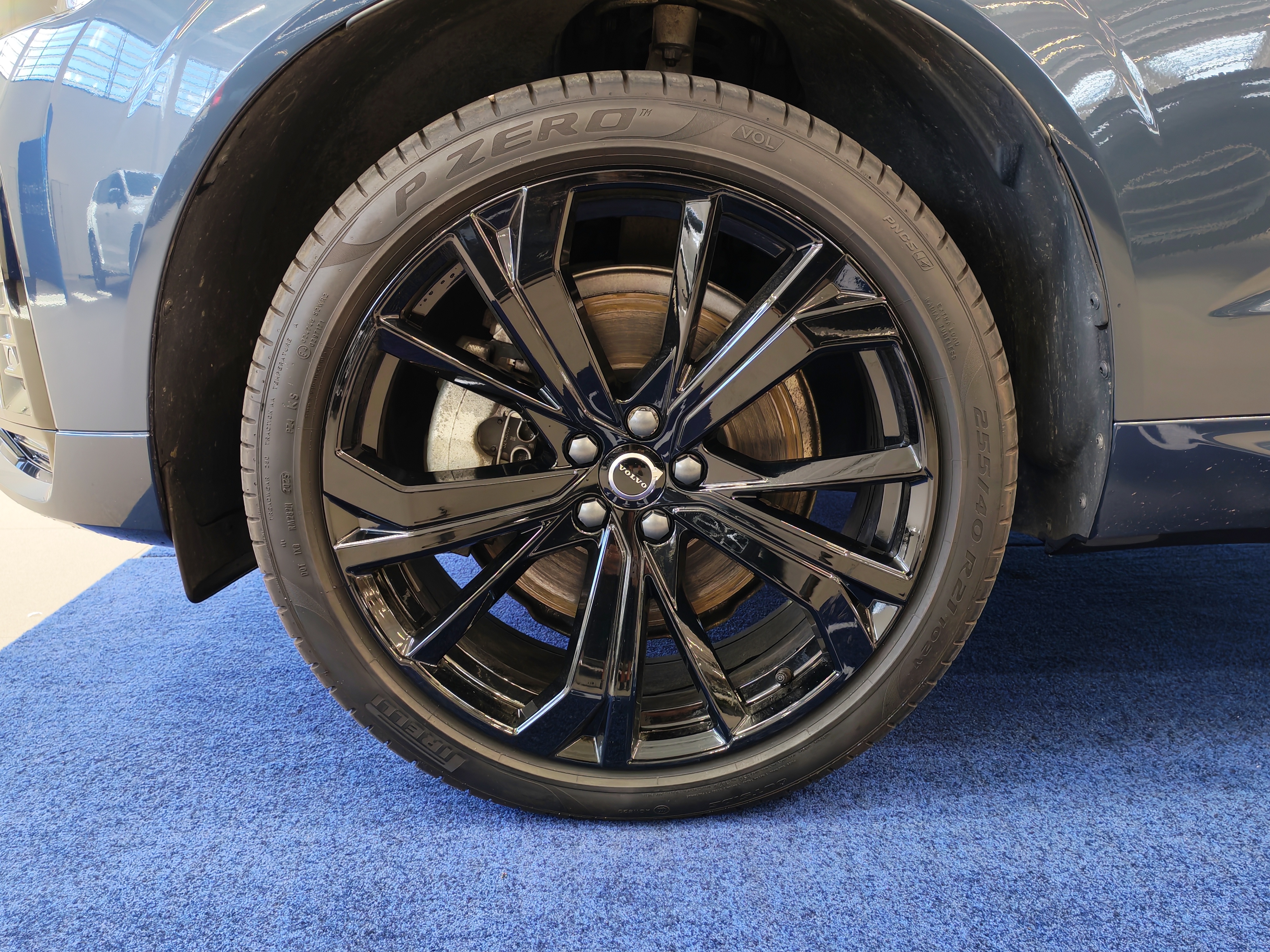 VOLVO XC60 2026