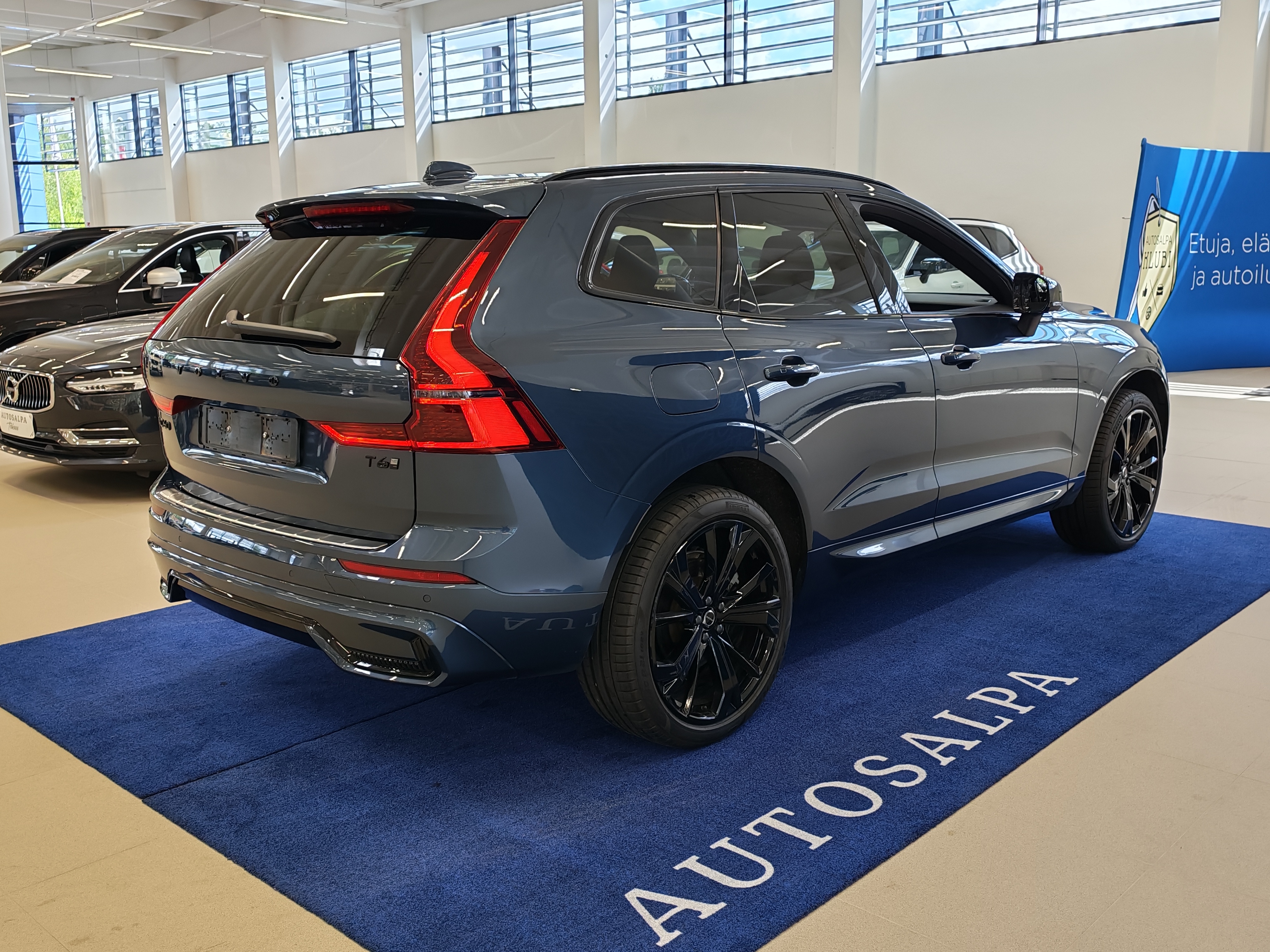 VOLVO XC60 2026
